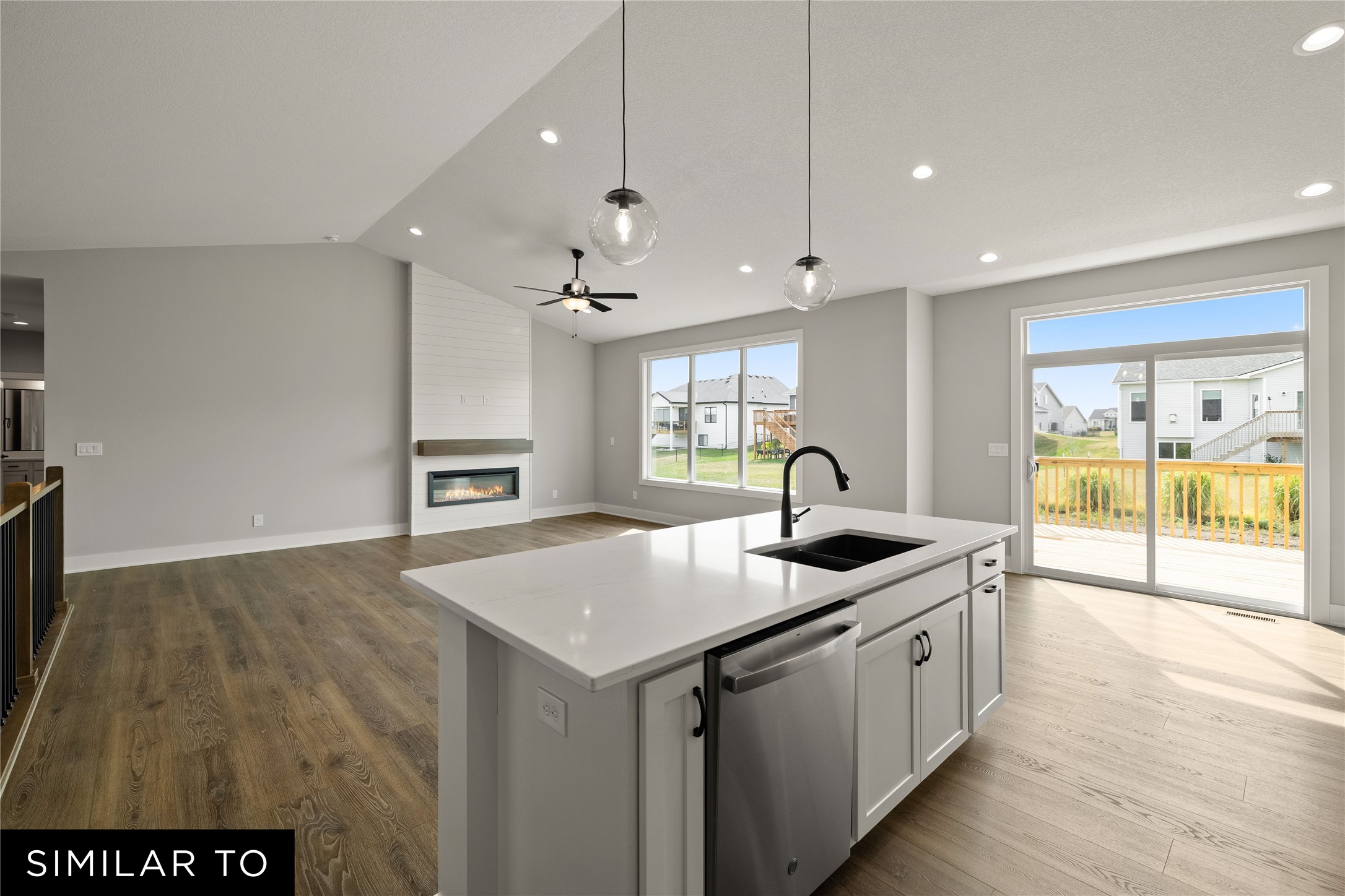 4718 180th Street Property Photo 11