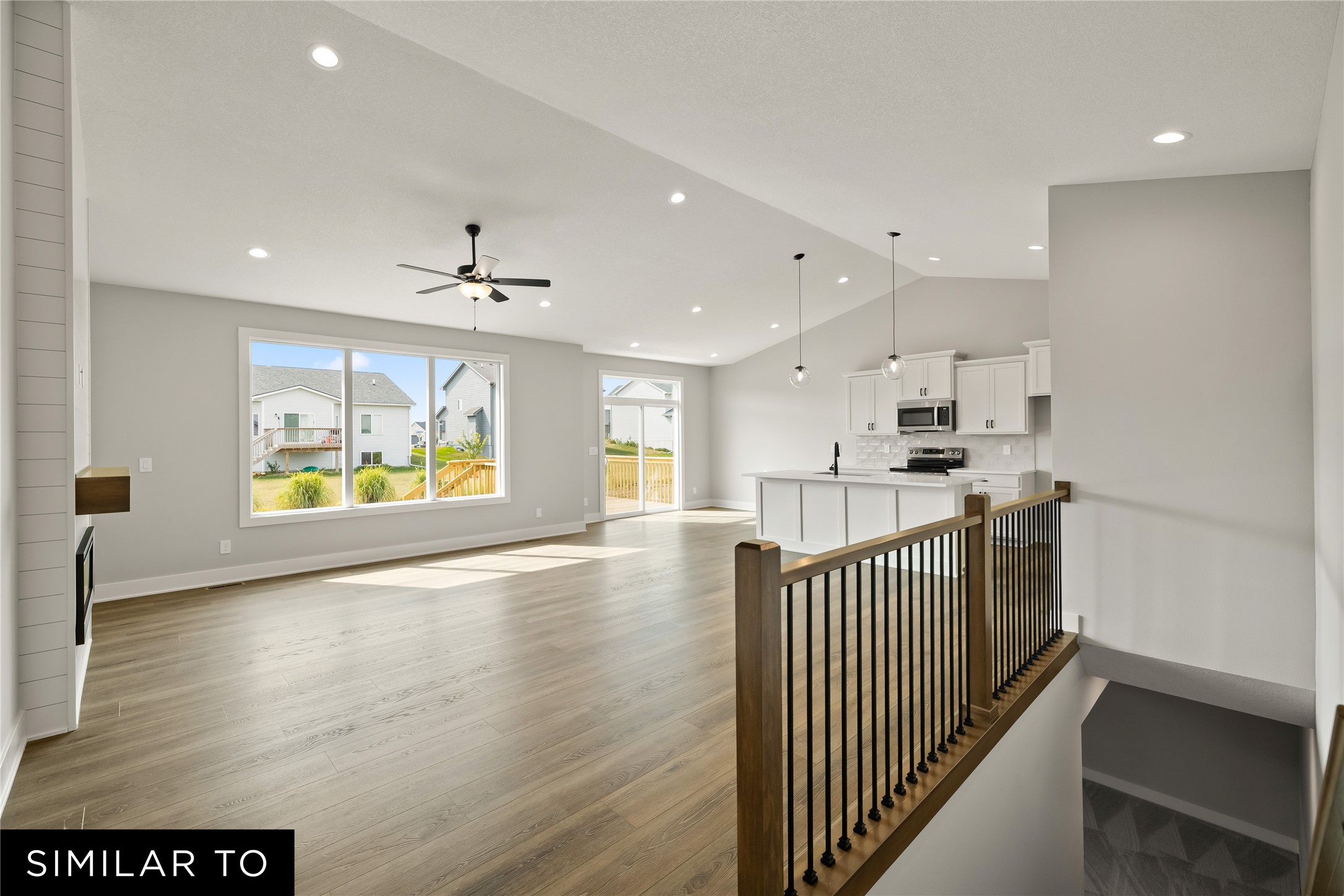 4718 180th Street Property Photo 12