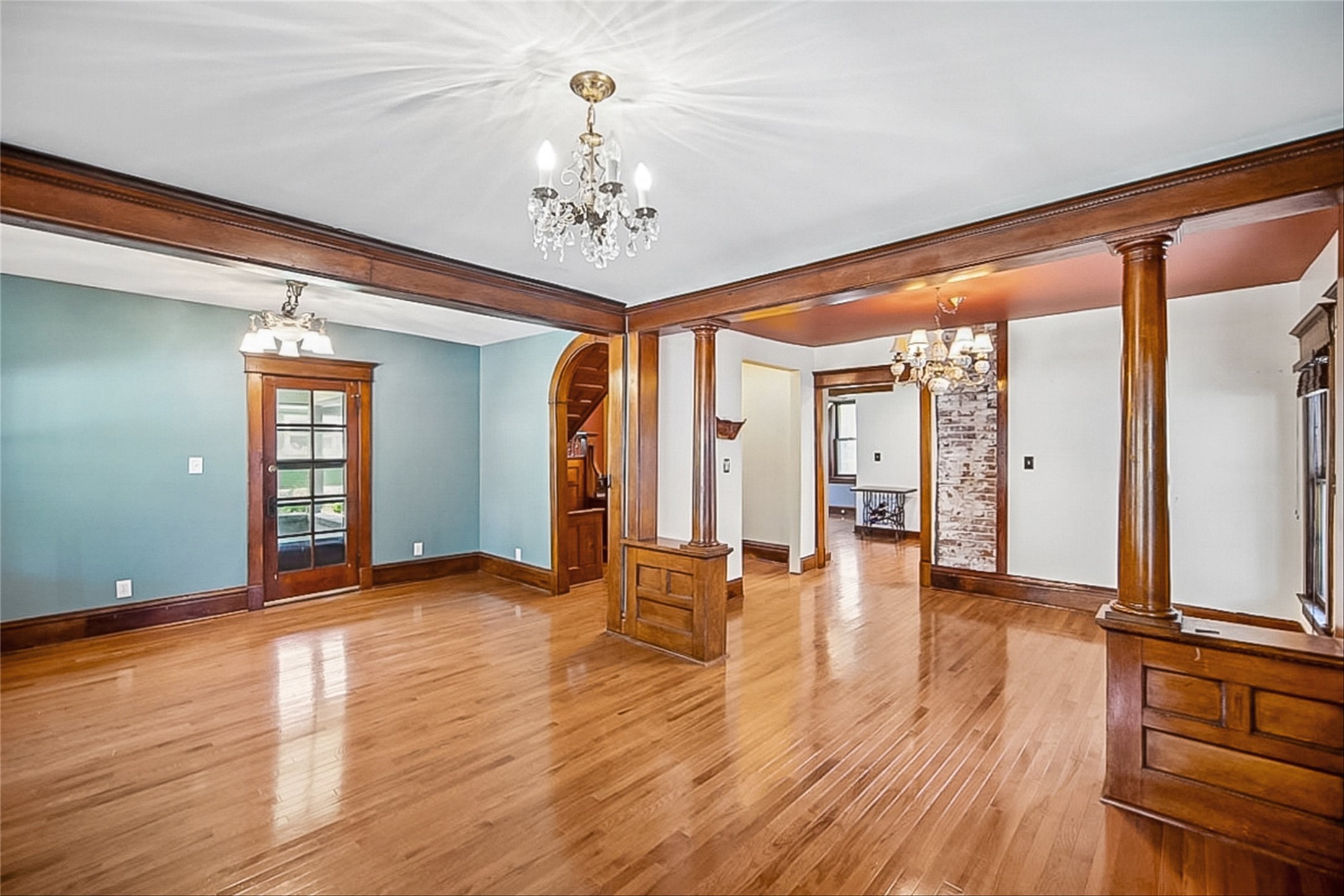 2124 Drake Park Avenue Property Photo 9