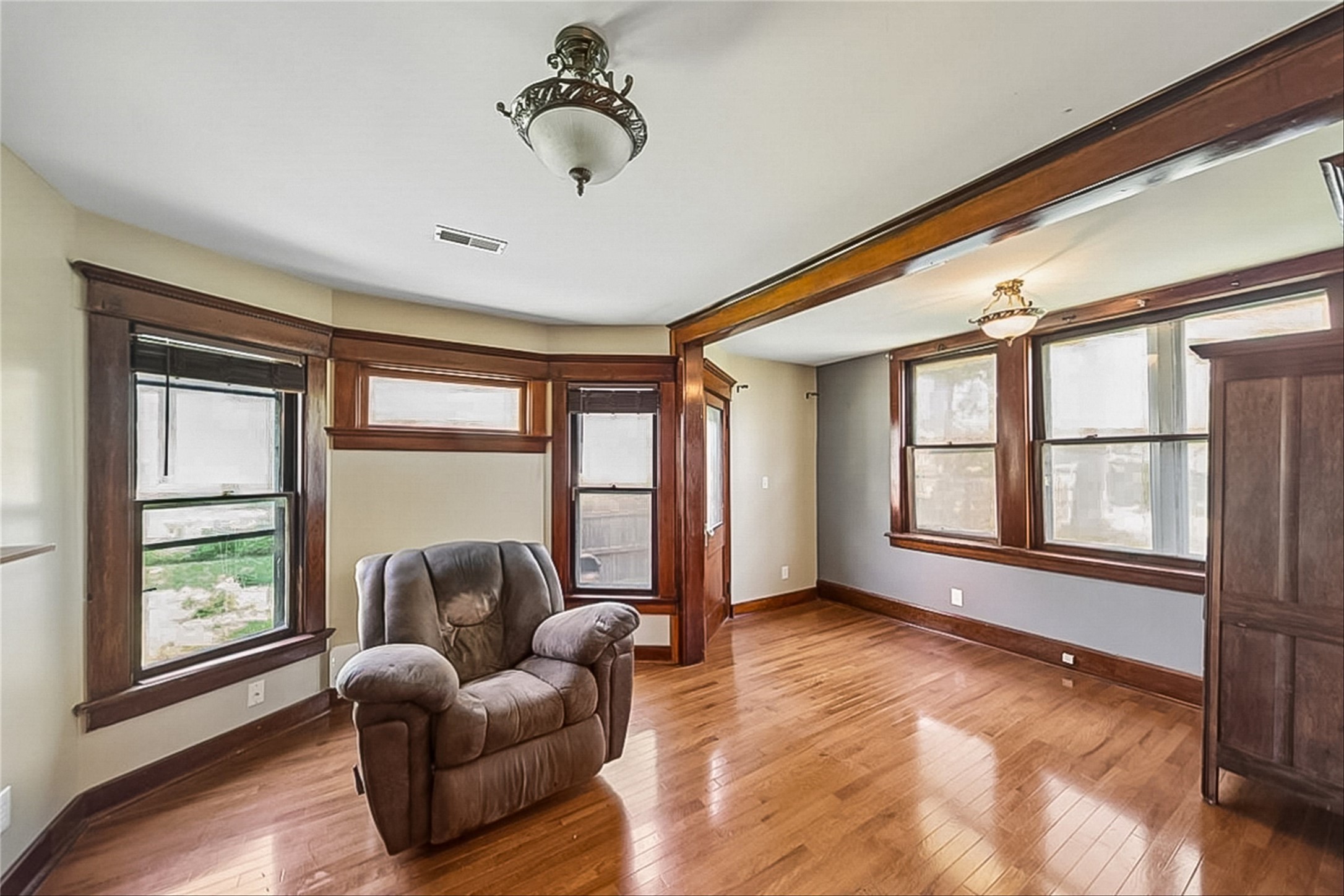 2124 Drake Park Avenue Property Photo 14