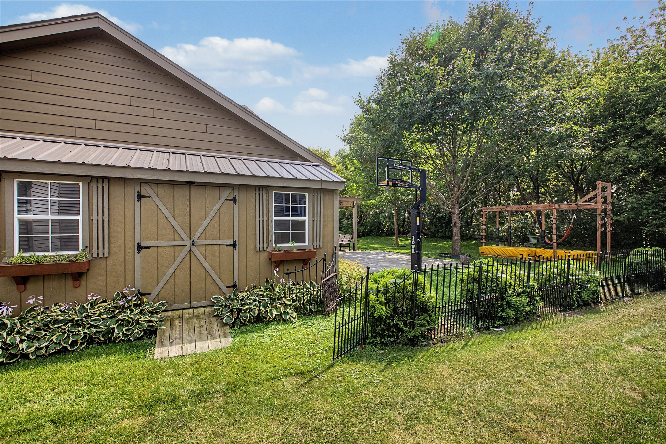 1203 8th Street Property Photo 31