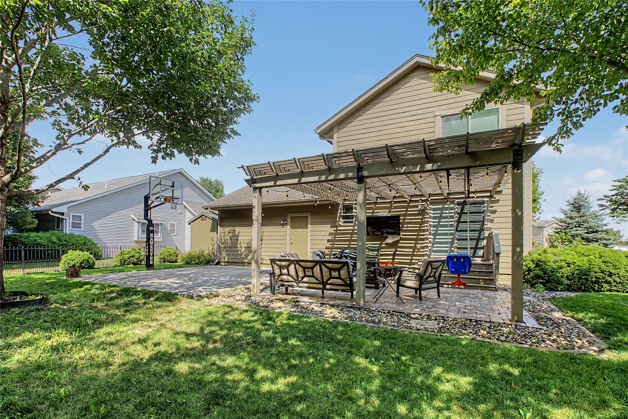 1203 8th Street Property Photo 34
