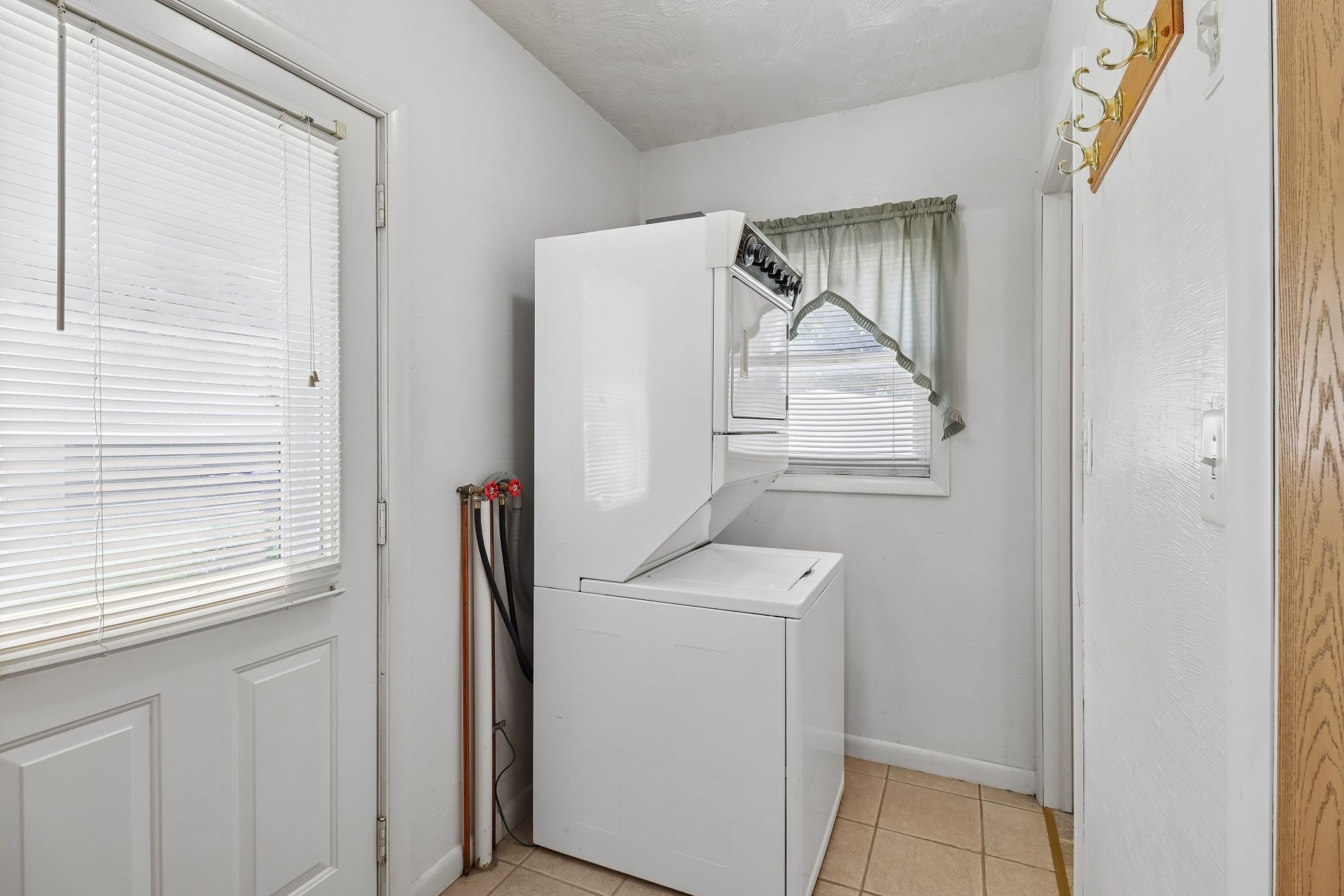 4032 56th Street Property Photo 7