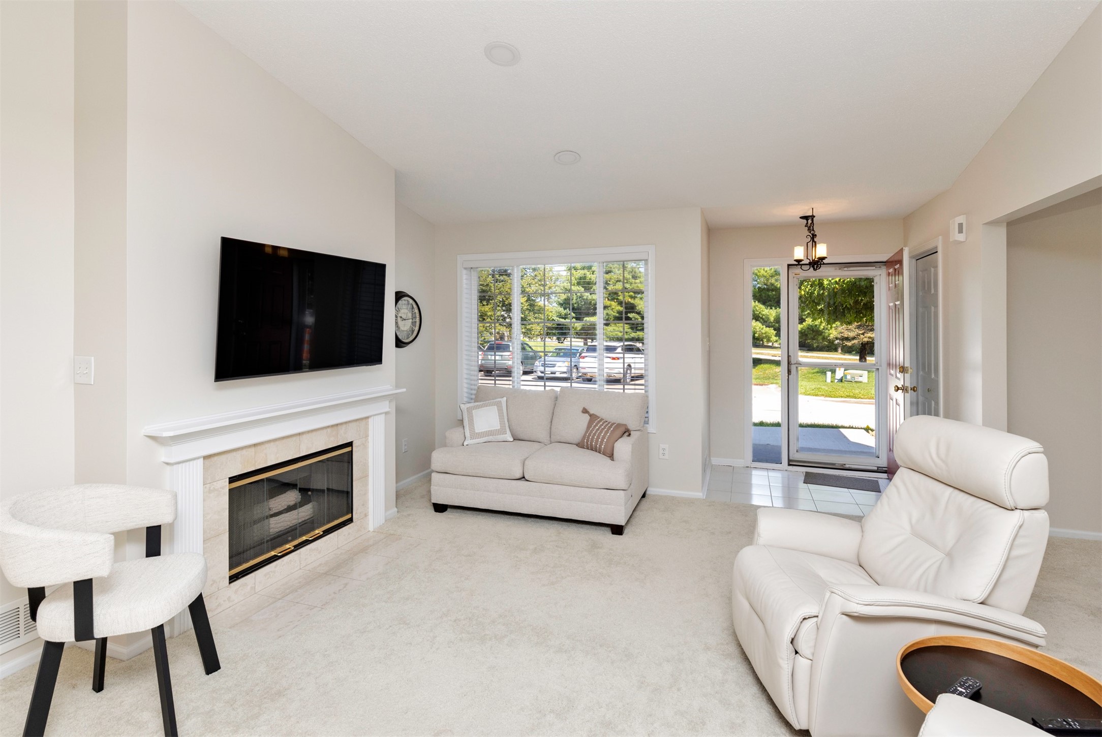 10500 Meredith Drive 3 Property Photo 3