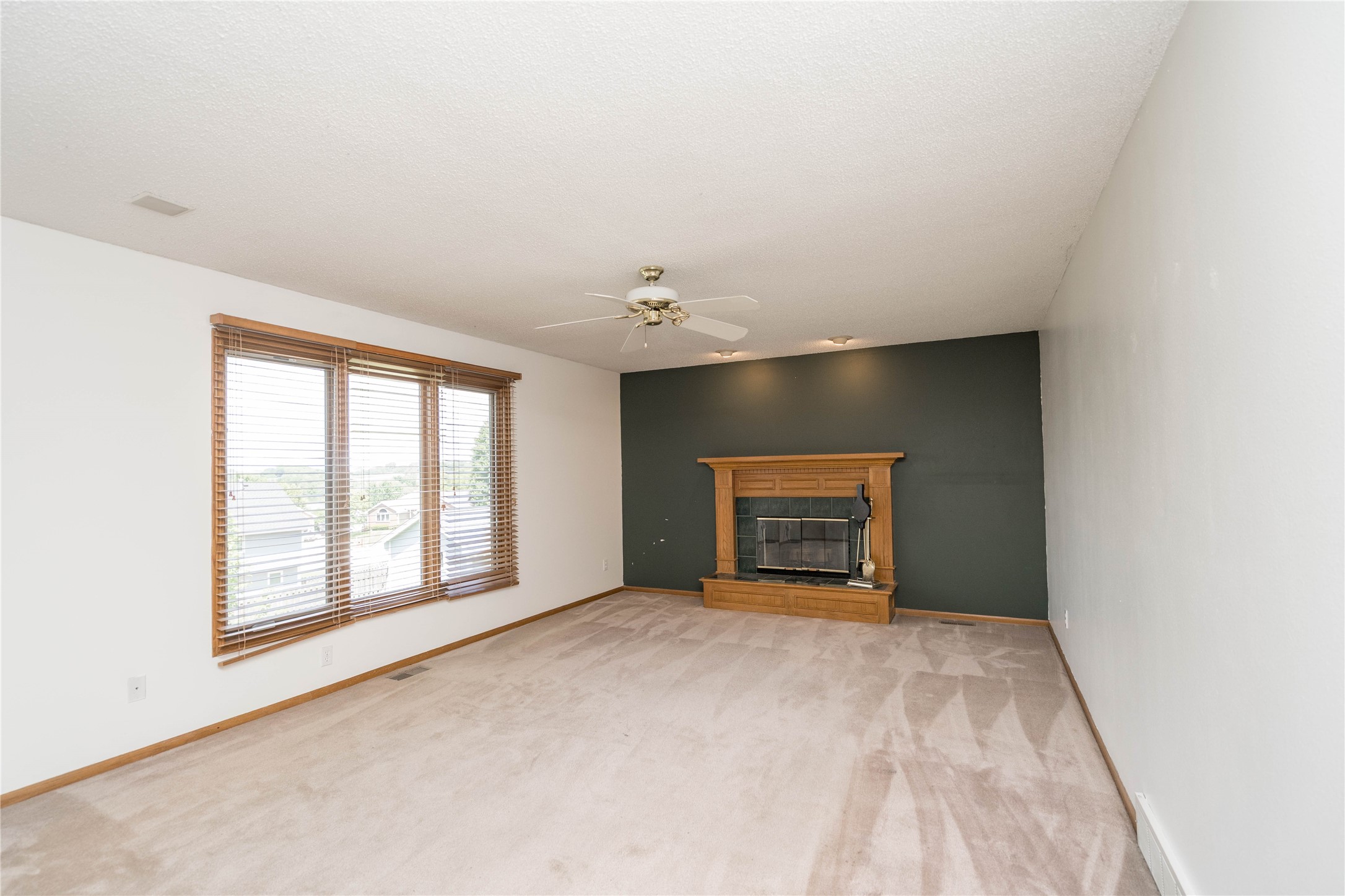5213 Wakonda Drive Property Photo 6