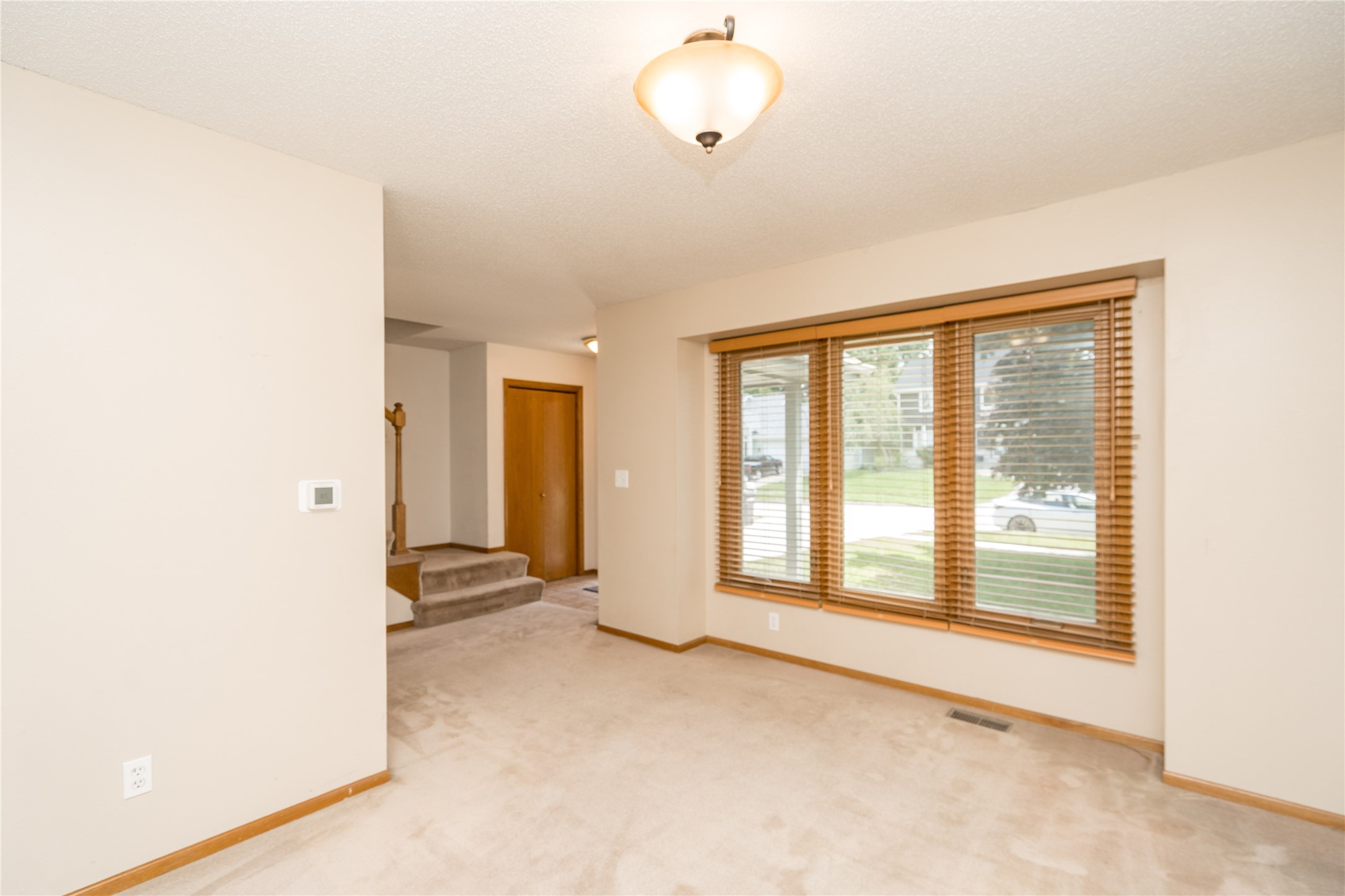 5213 Wakonda Drive Property Photo 8