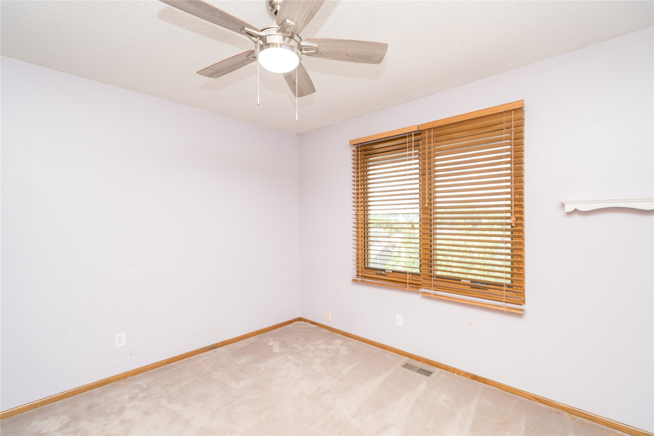 5213 Wakonda Drive Property Photo 12