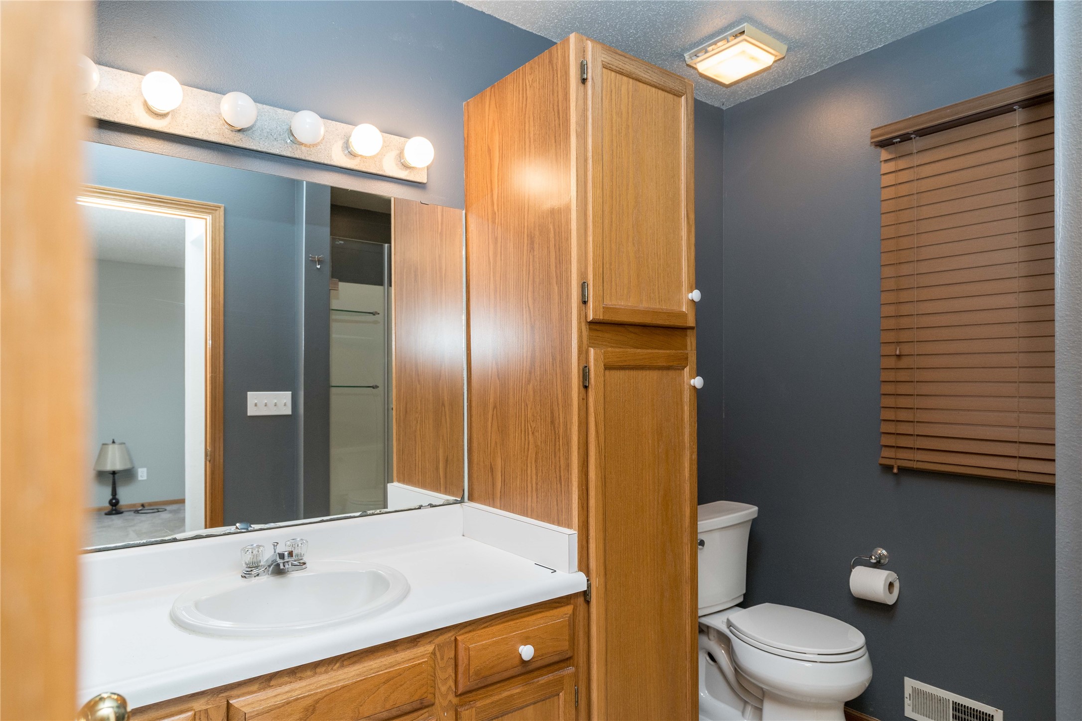 5213 Wakonda Drive Property Photo 14