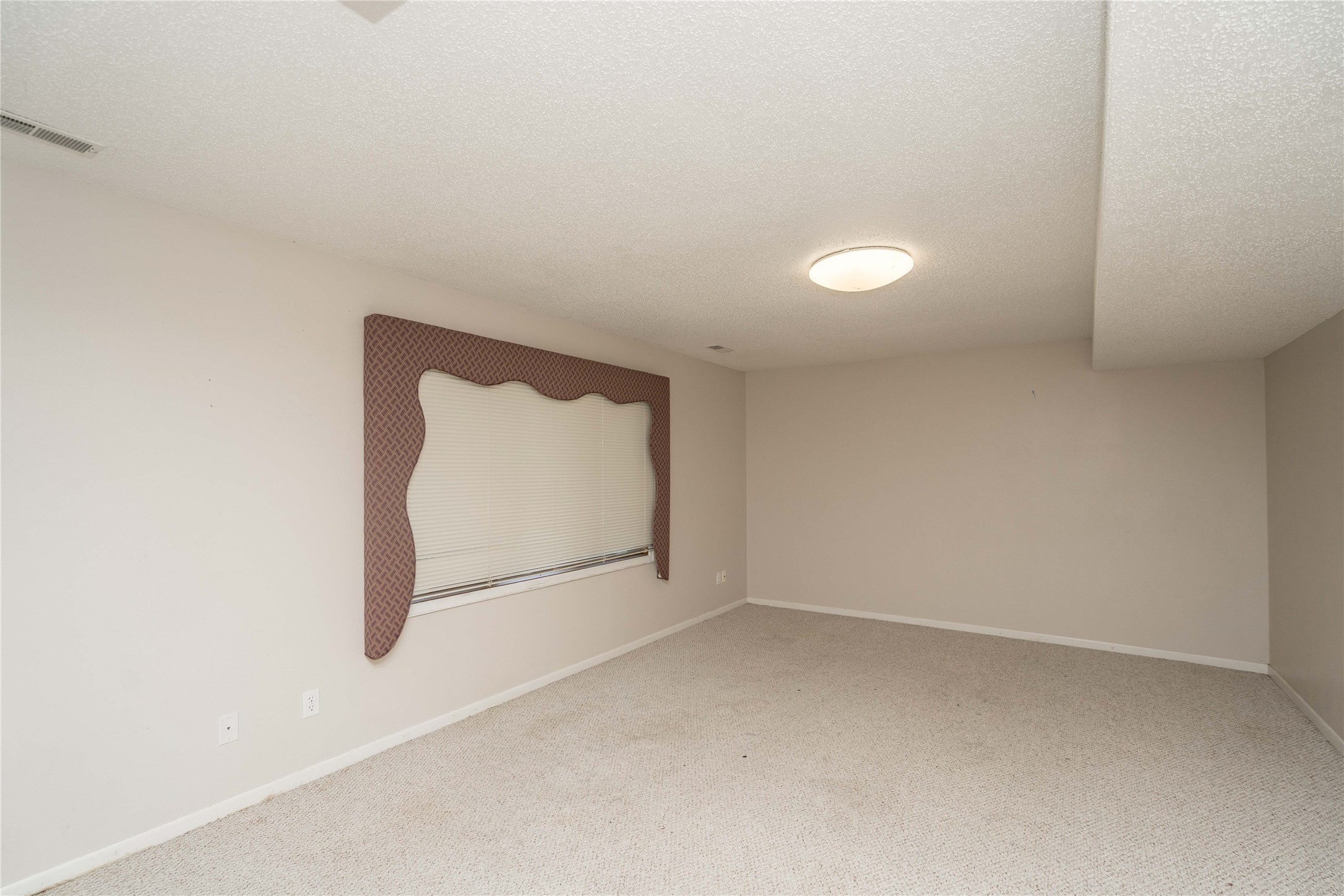 5213 Wakonda Drive Property Photo 20