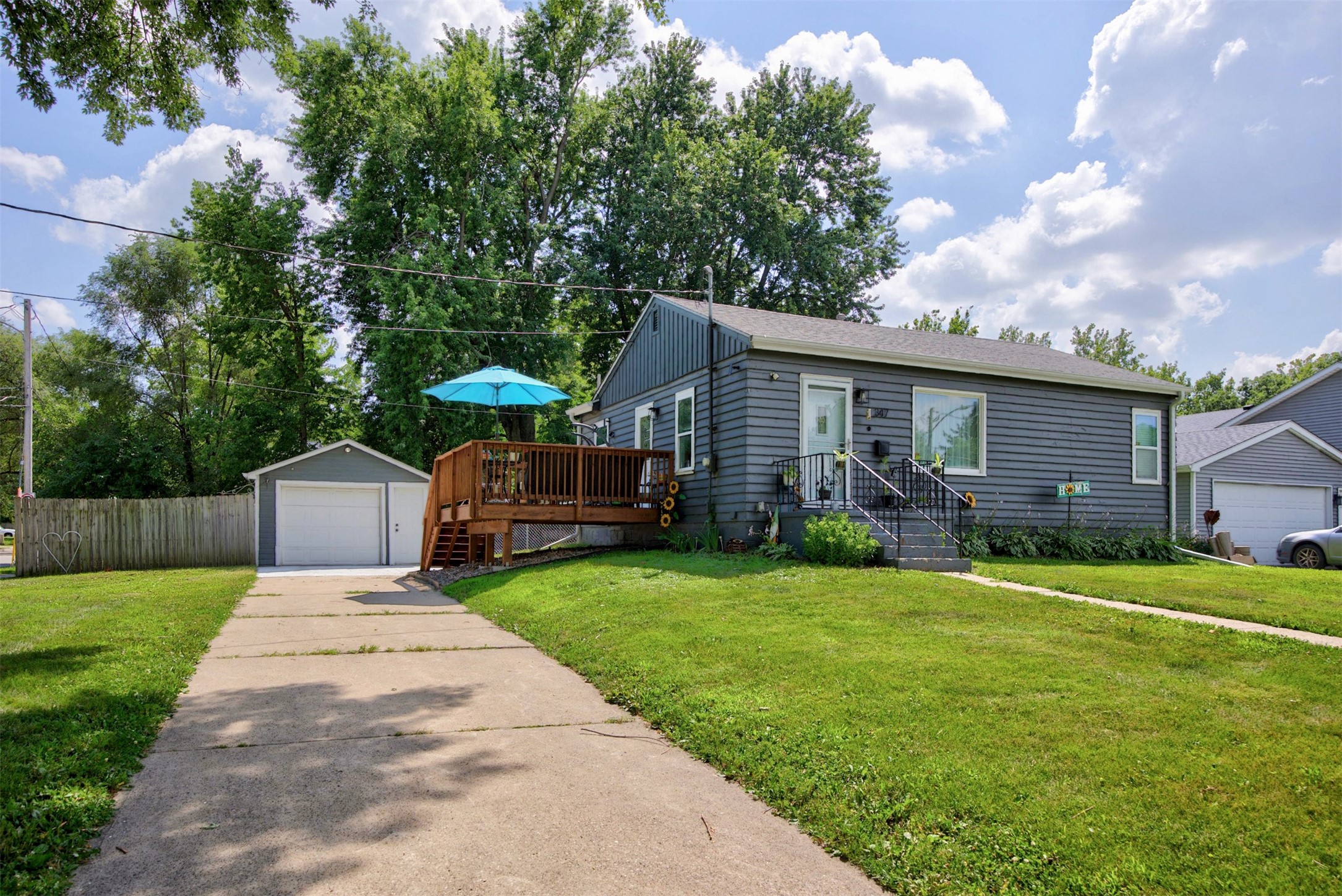 347 E Edison Avenue Property Photo 1