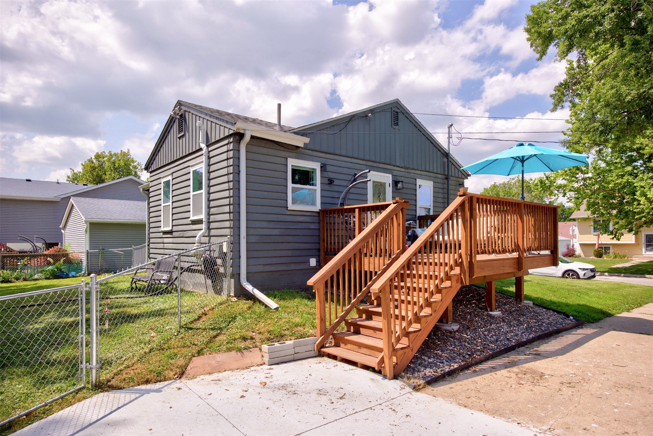 347 E Edison Avenue Property Photo 19