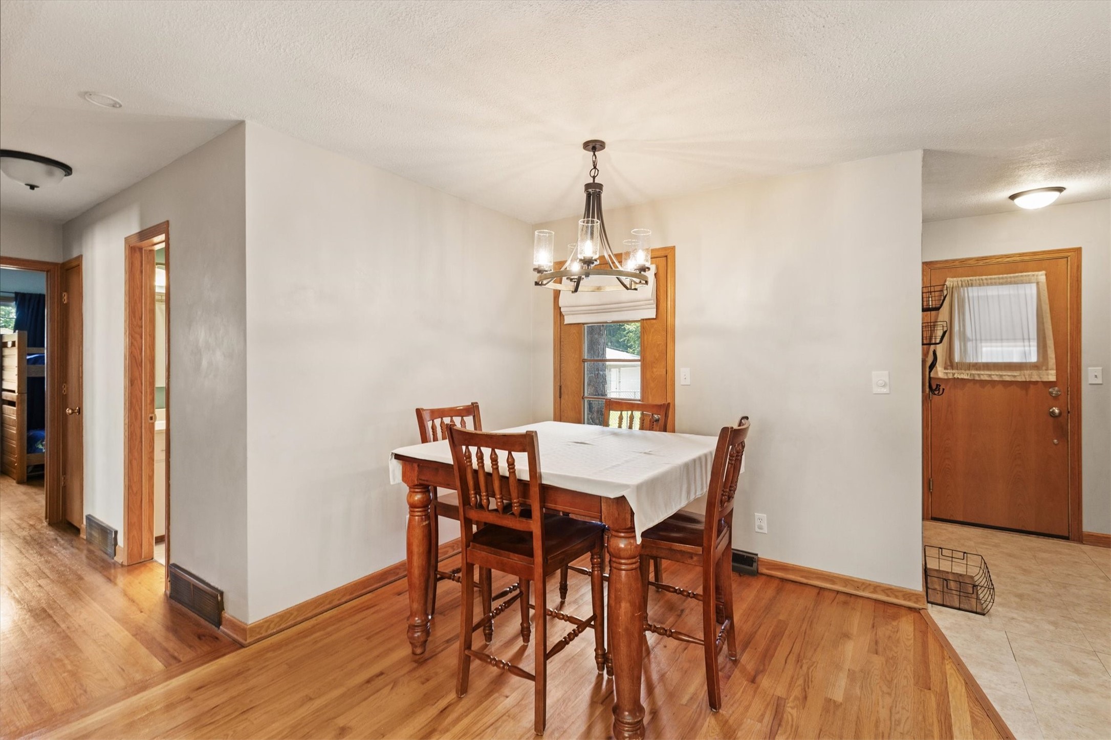 3937 Aurora Avenue Property Photo 6