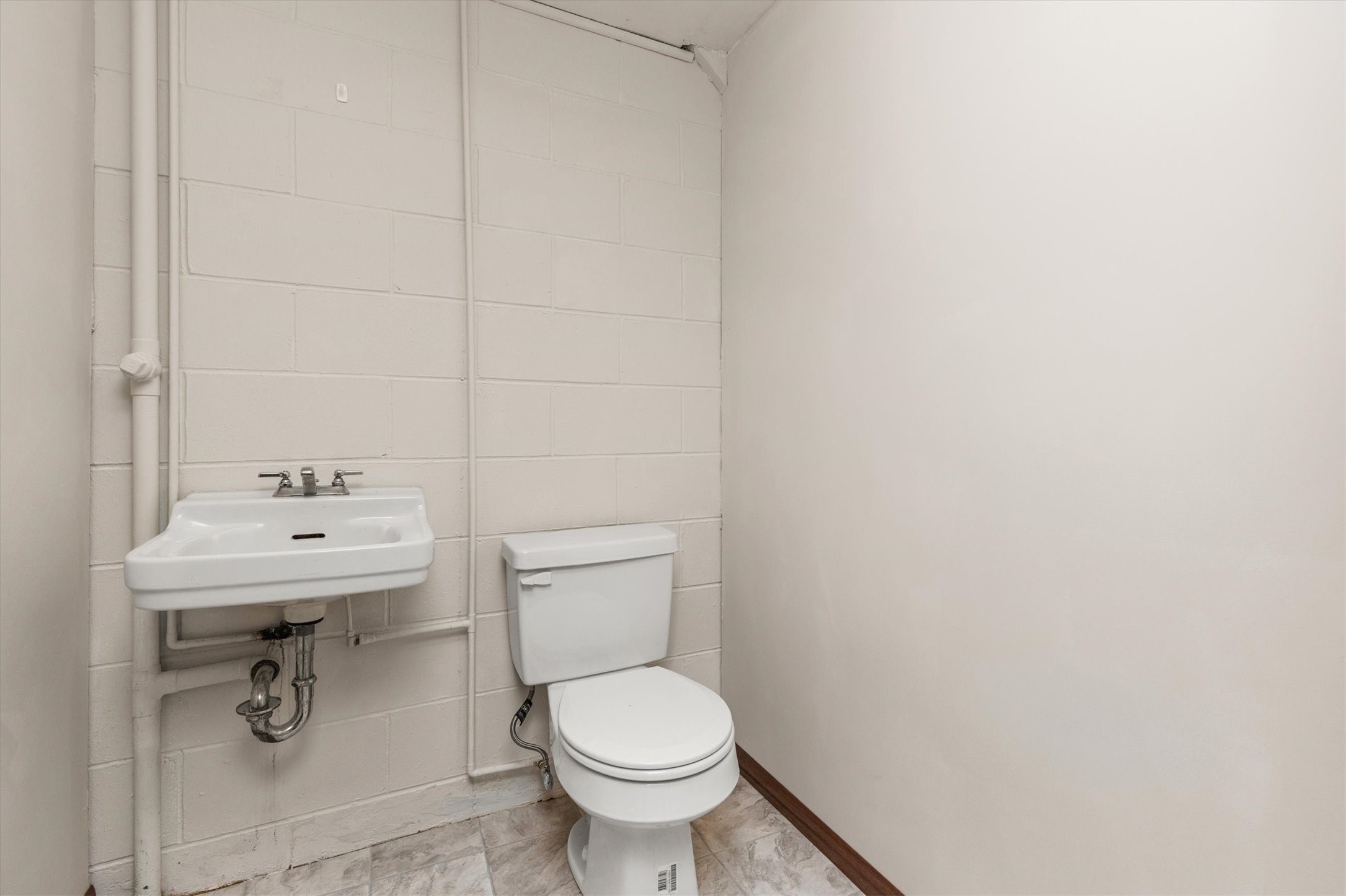 3937 Aurora Avenue Property Photo 24