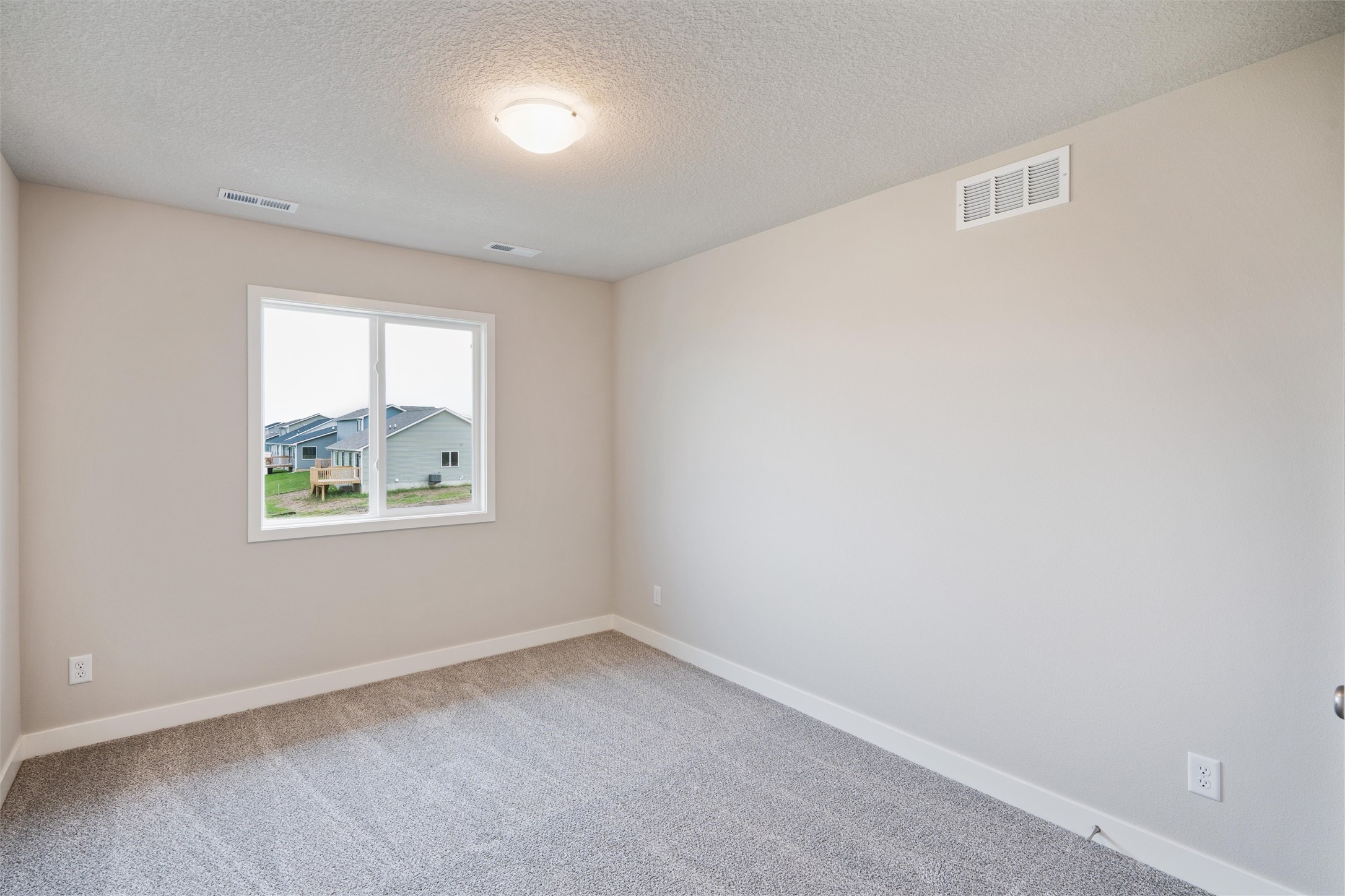 3707 Ne 6th Street Property Photo 10