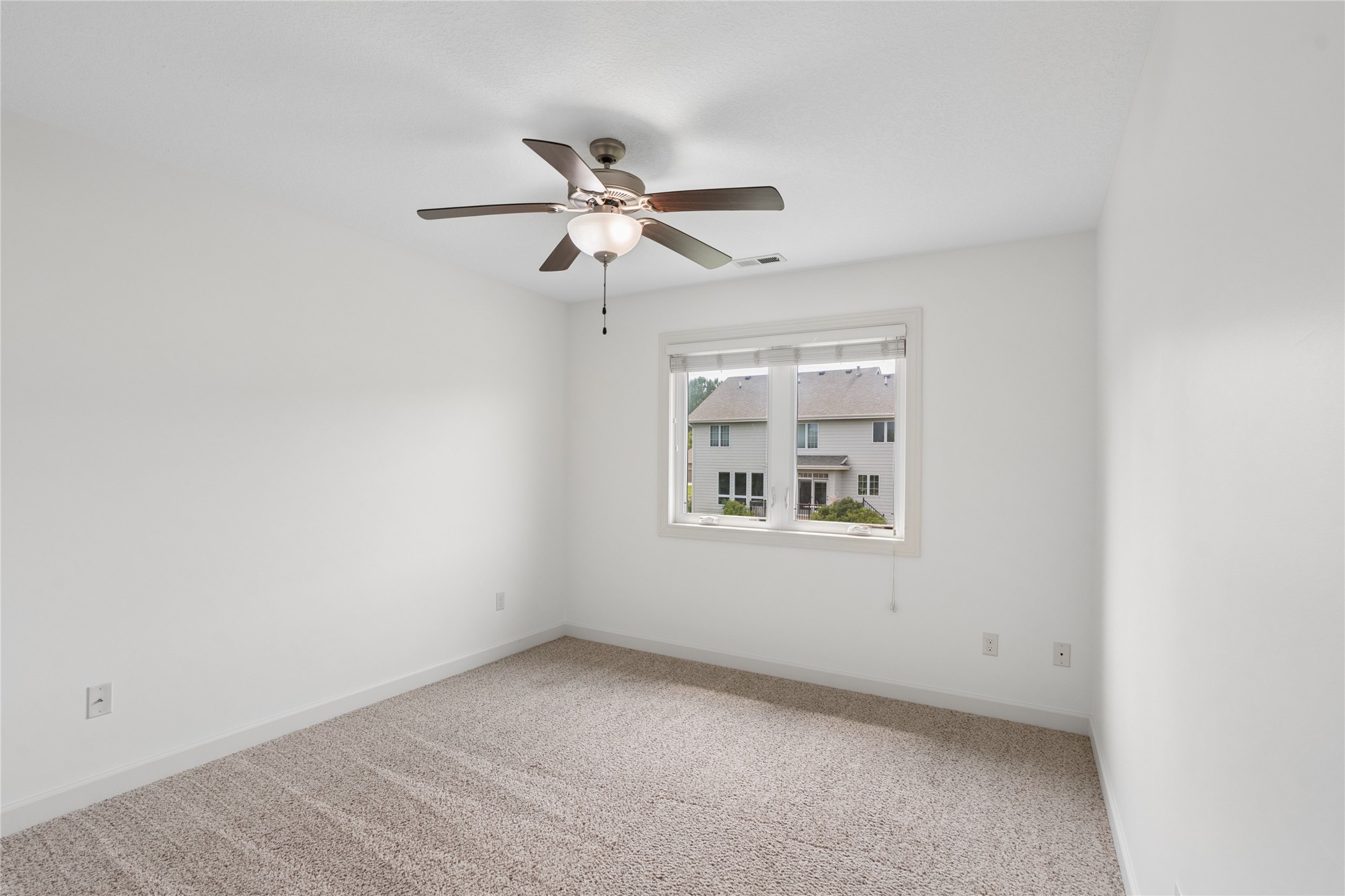 6614 Cheldon Court Property Photo 25