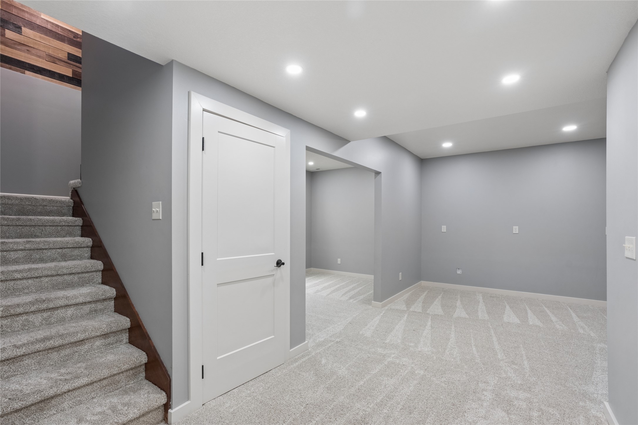 6614 Cheldon Court Property Photo 28