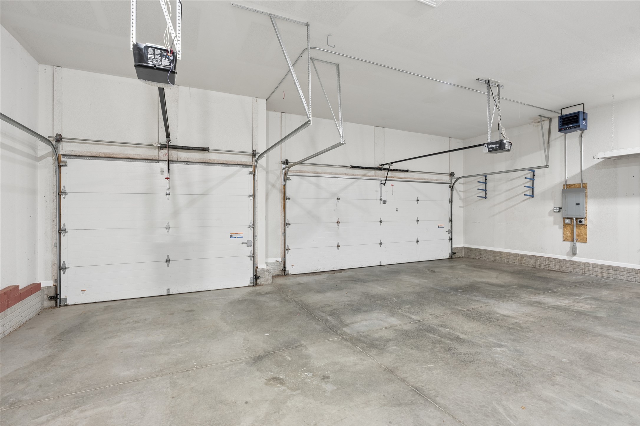 6614 Cheldon Court Property Photo 31