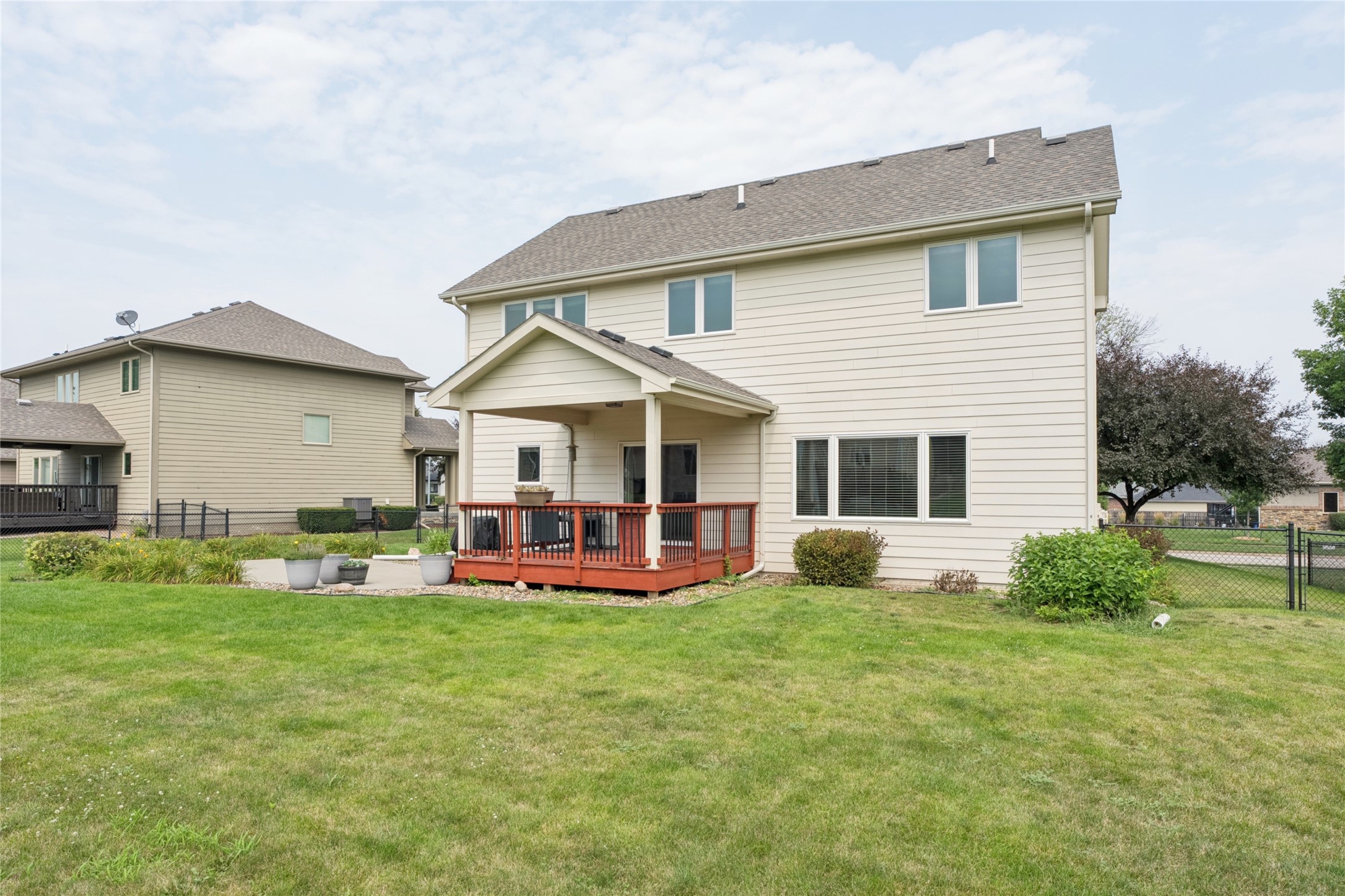 6614 Cheldon Court Property Photo 33