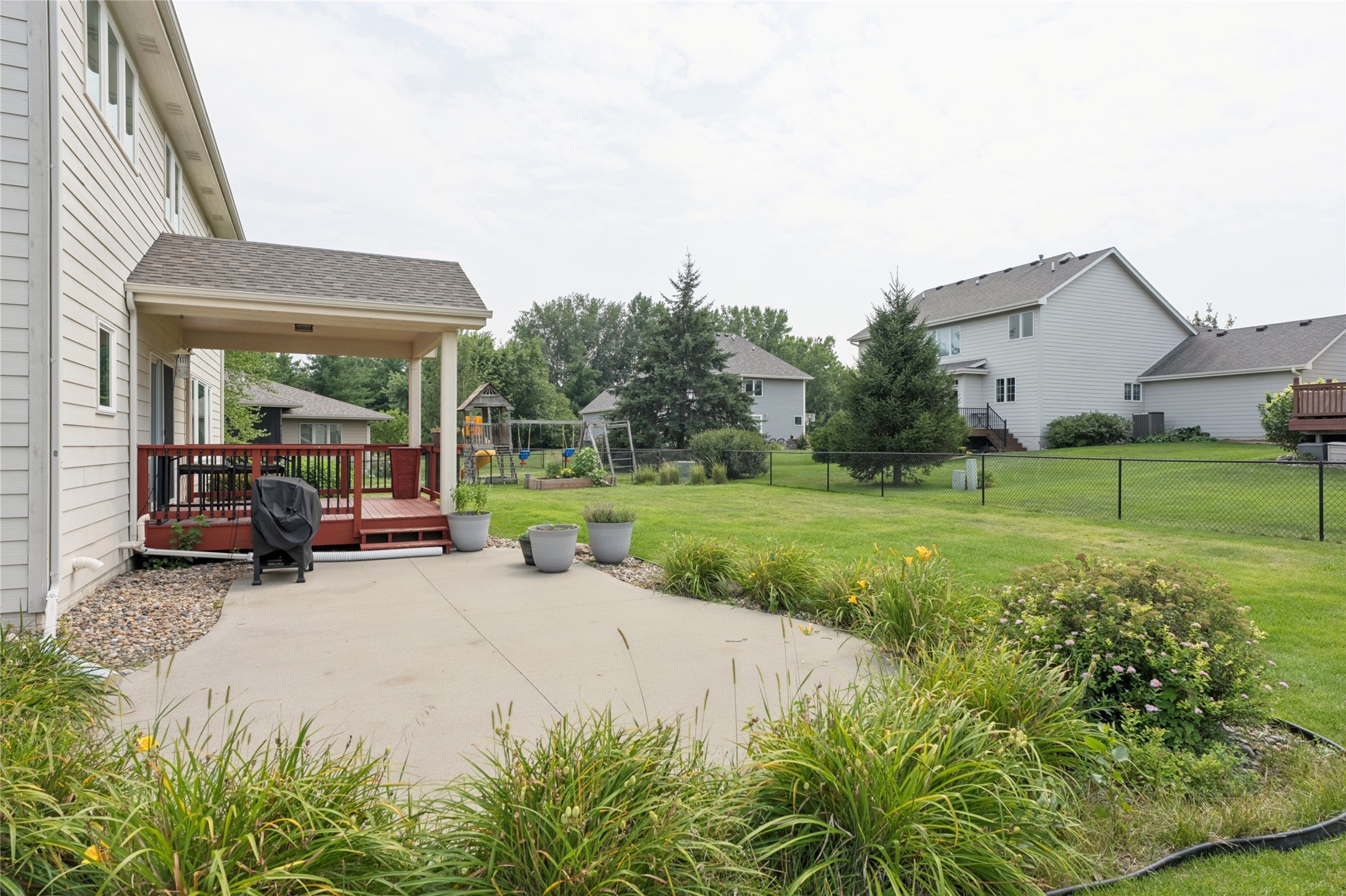 6614 Cheldon Court Property Photo 35