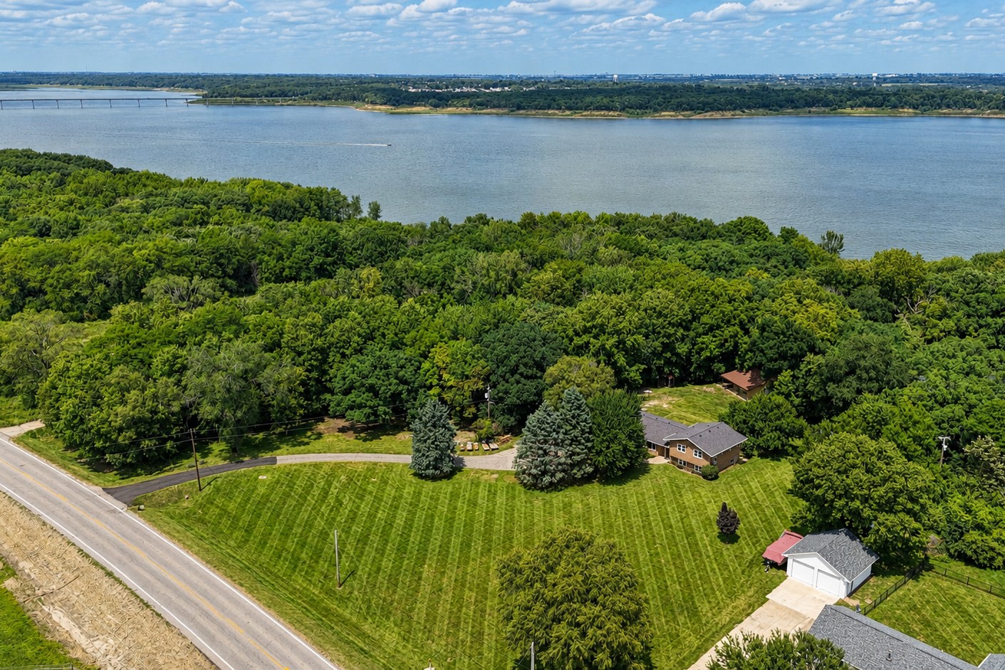 9929 Nw Beaver Drive Property Photo 1
