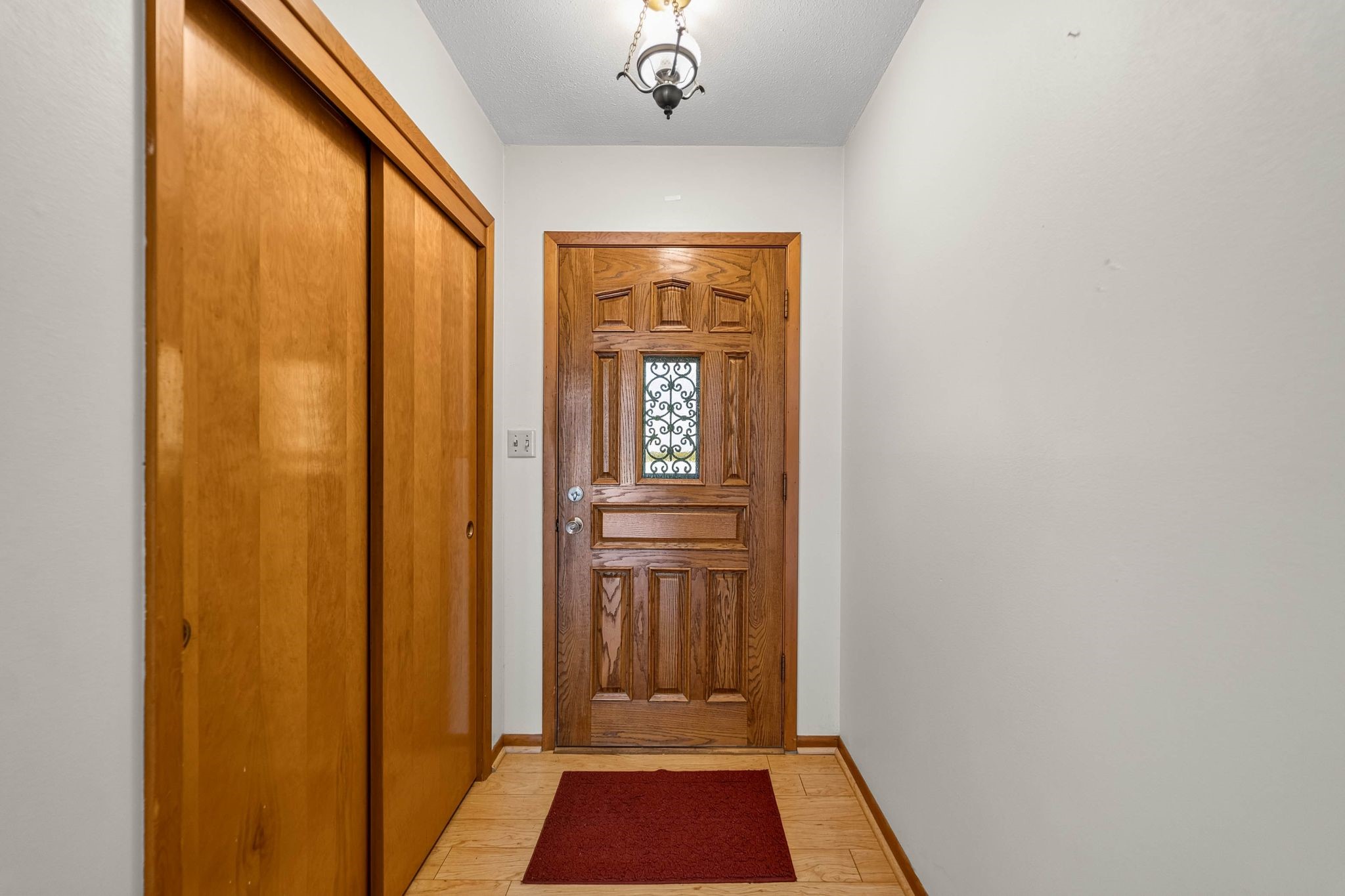 1309 S 11th Avenue E Property Photo 3