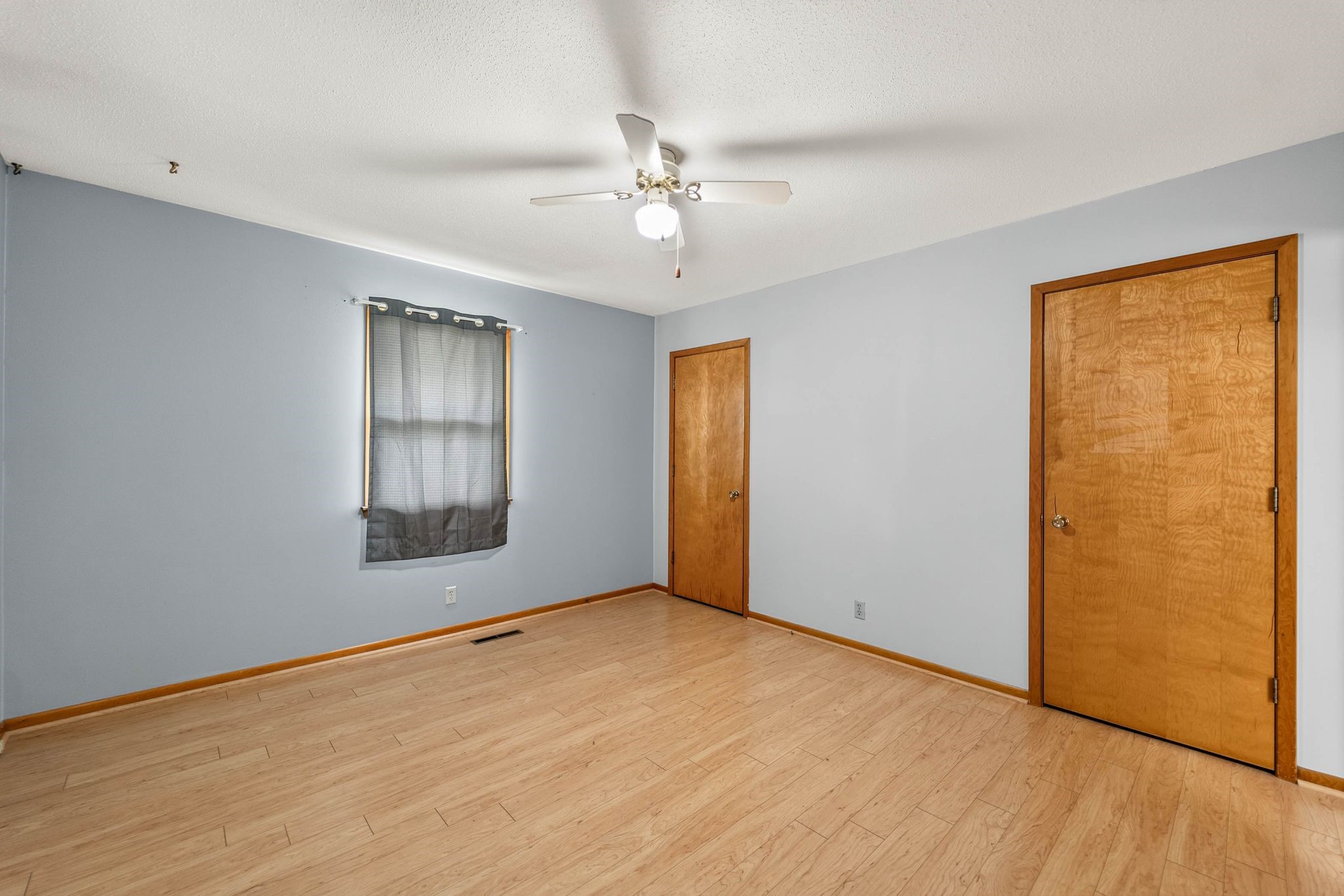 1309 S 11th Avenue E Property Photo 24