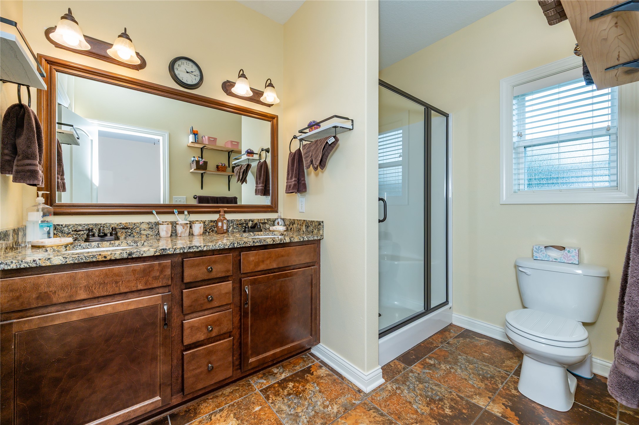 1380 E Pine Ridge Drive Property Photo 13