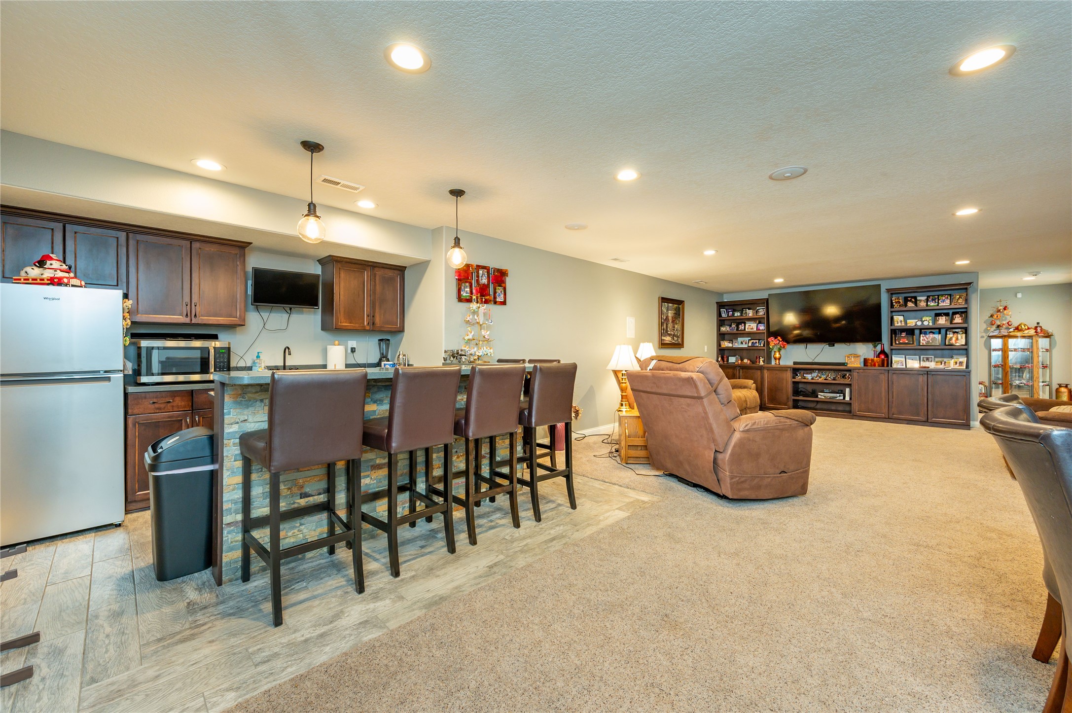 1380 E Pine Ridge Drive Property Photo 19