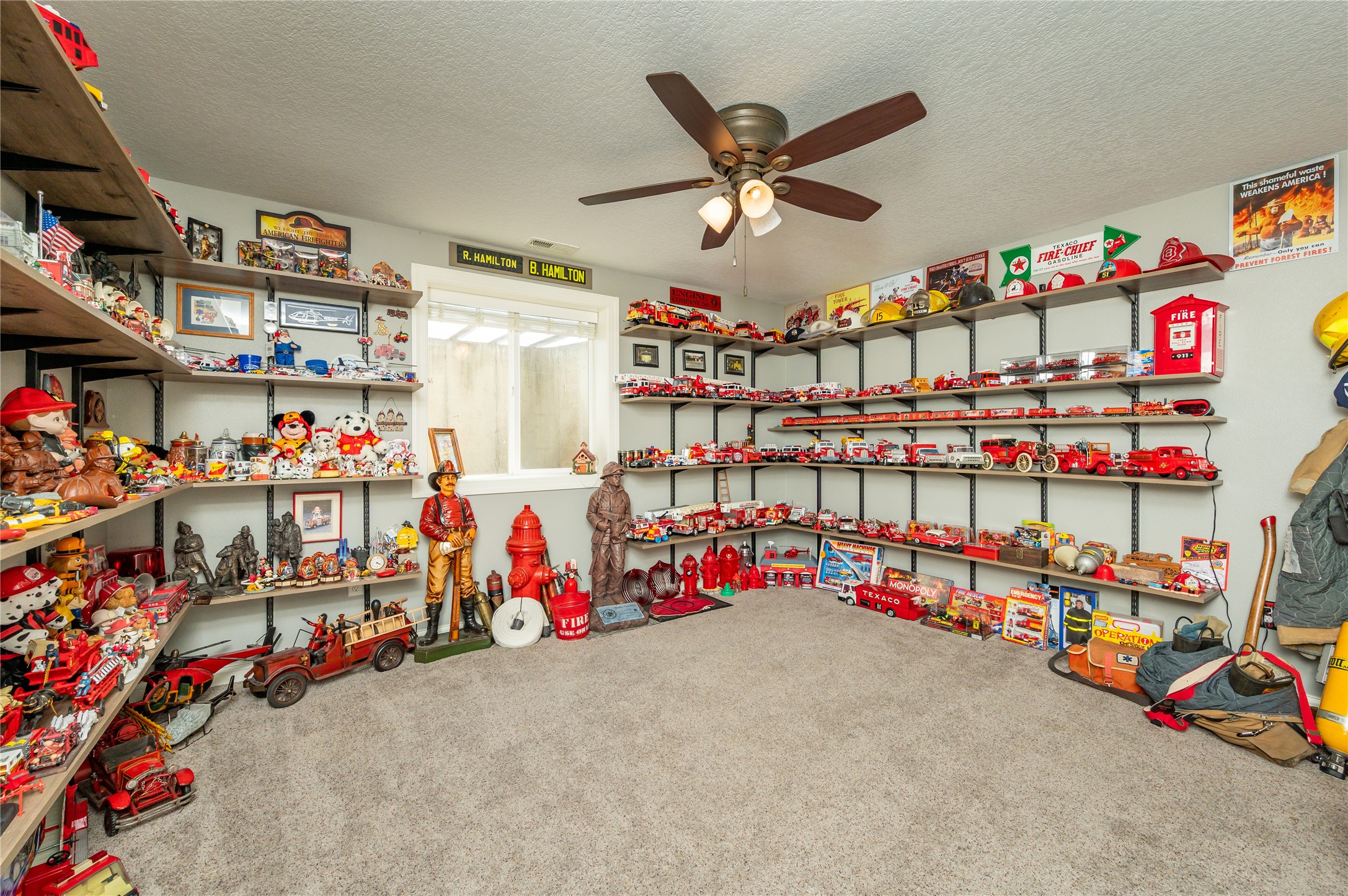 1380 E Pine Ridge Drive Property Photo 23