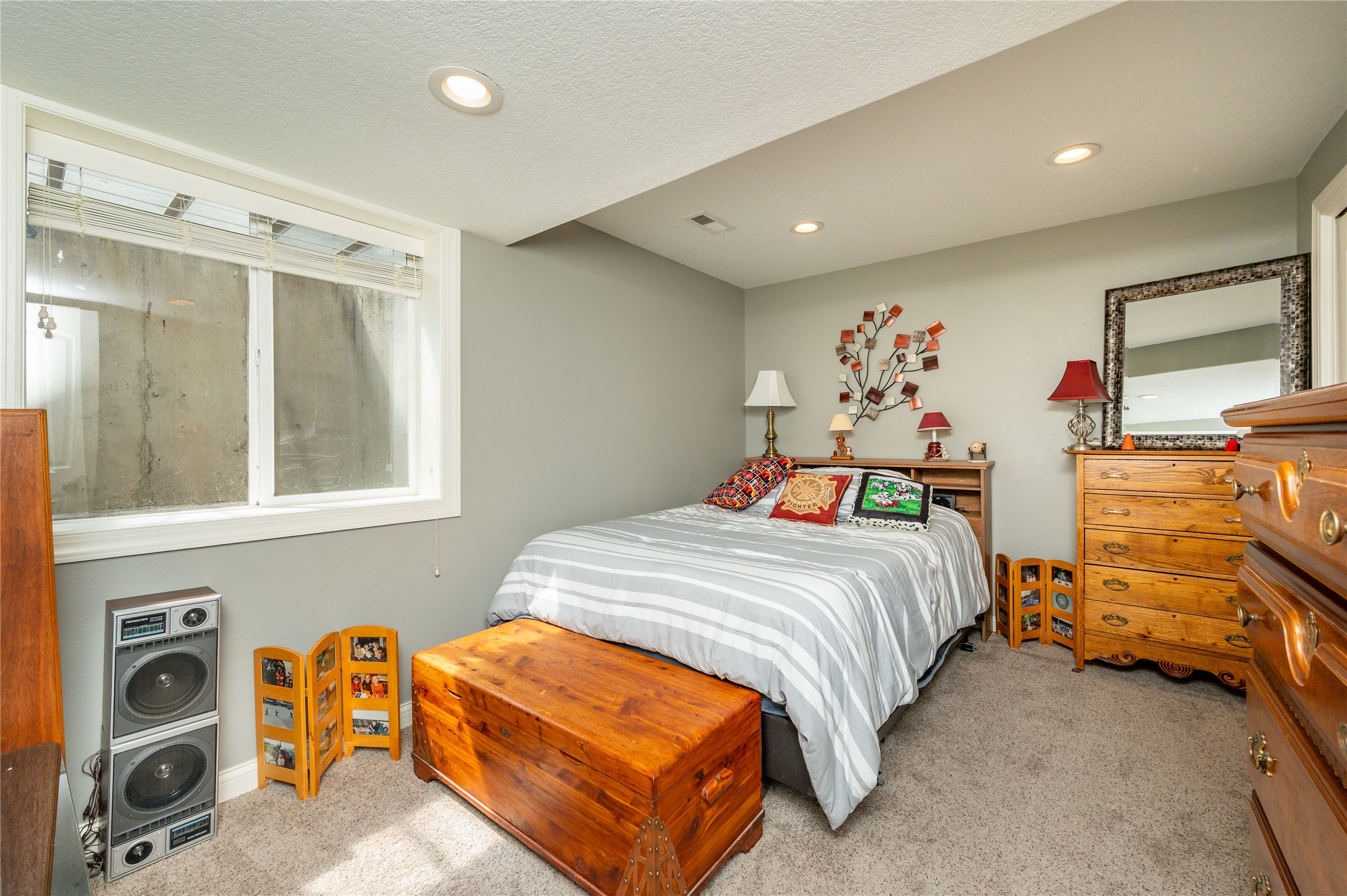 1380 E Pine Ridge Drive Property Photo 24