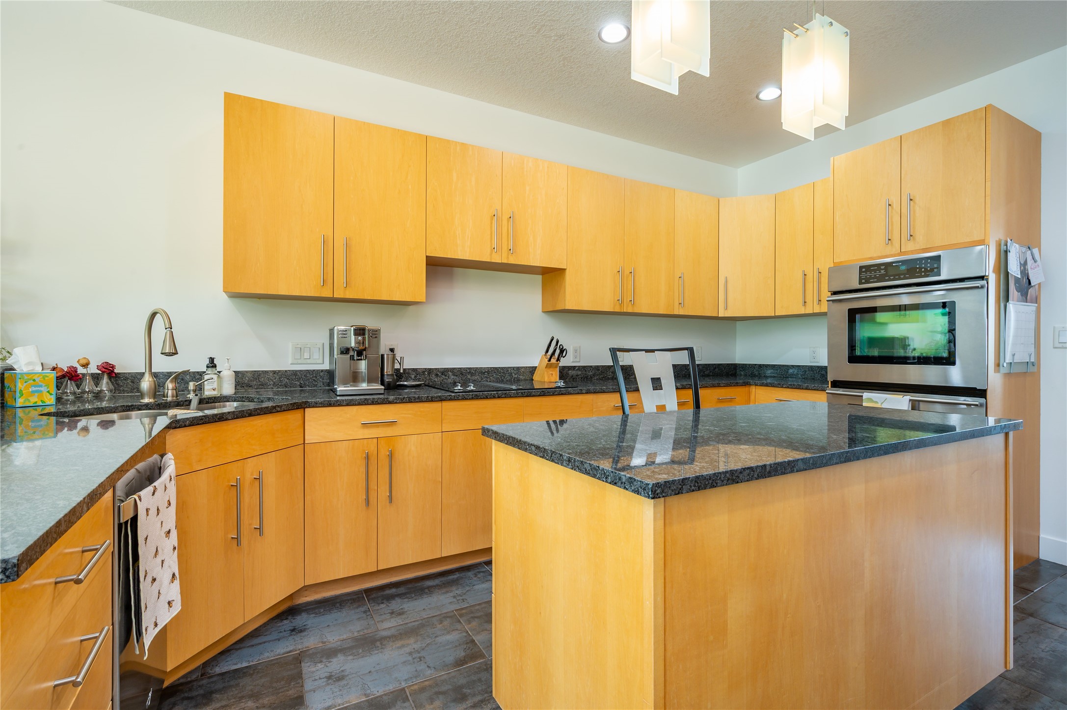8248 Buchanan Trail Property Photo 8