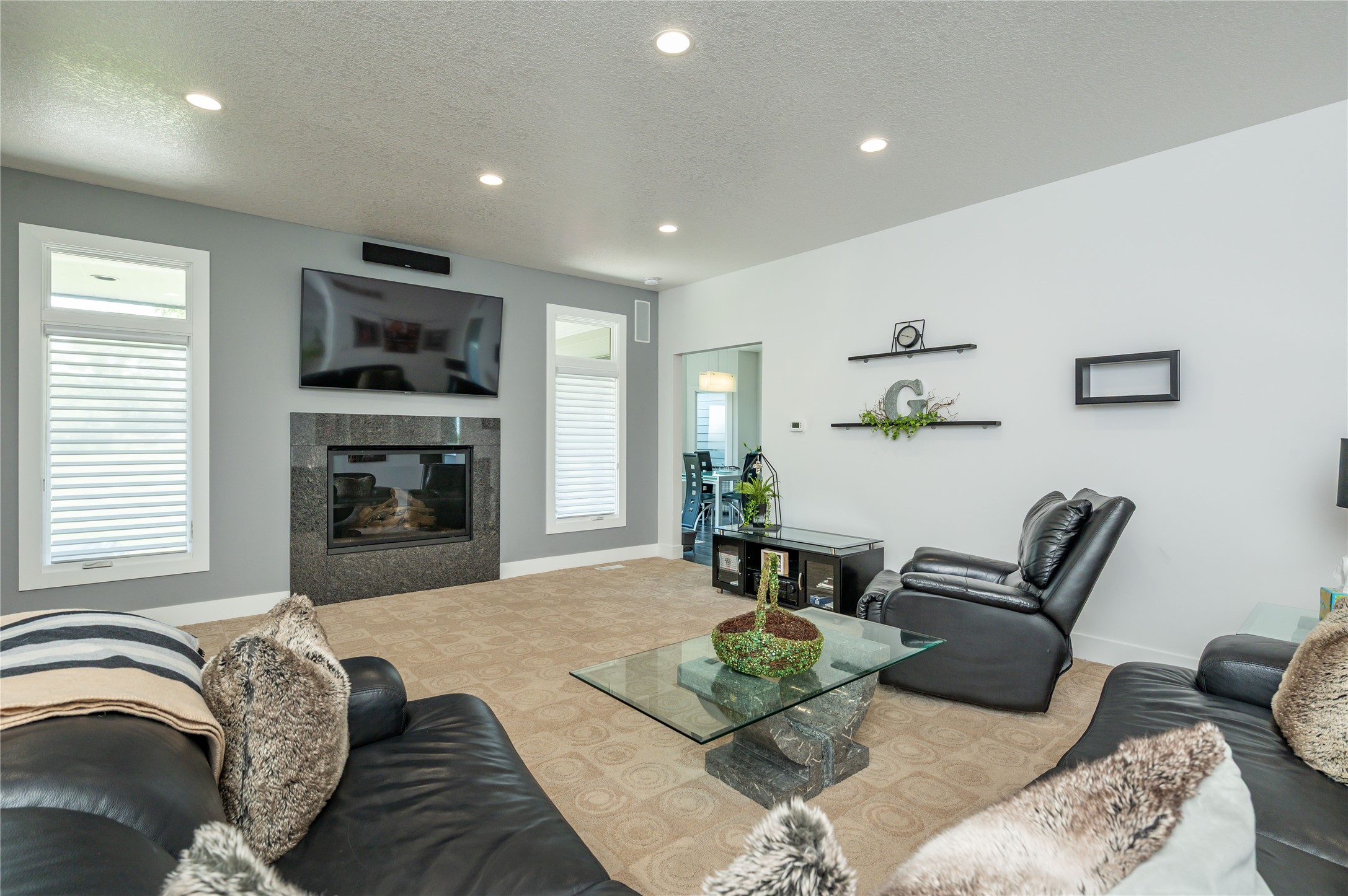 8248 Buchanan Trail Property Photo 13
