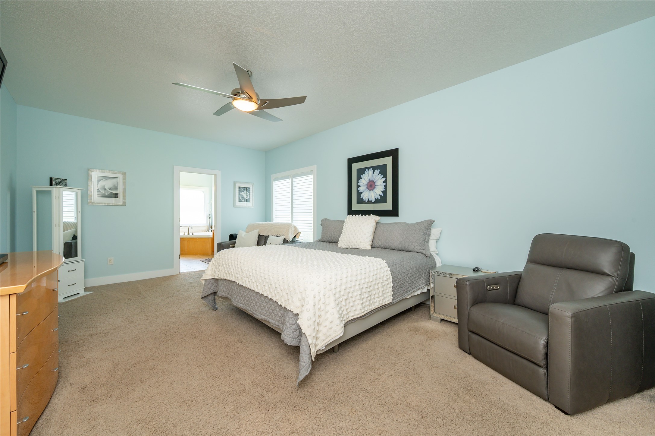 8248 Buchanan Trail Property Photo 15