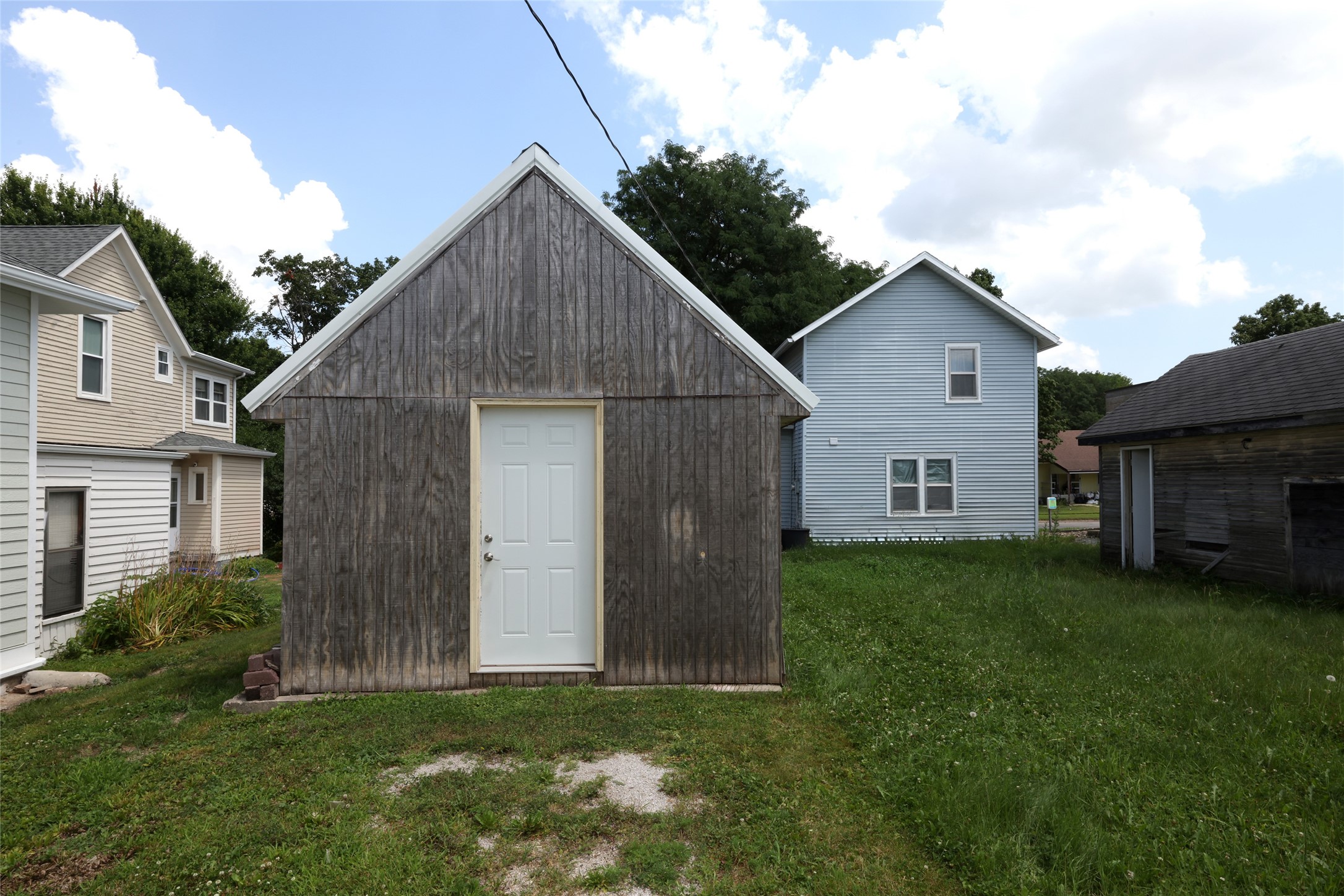 415 Marshall Street Property Photo 7