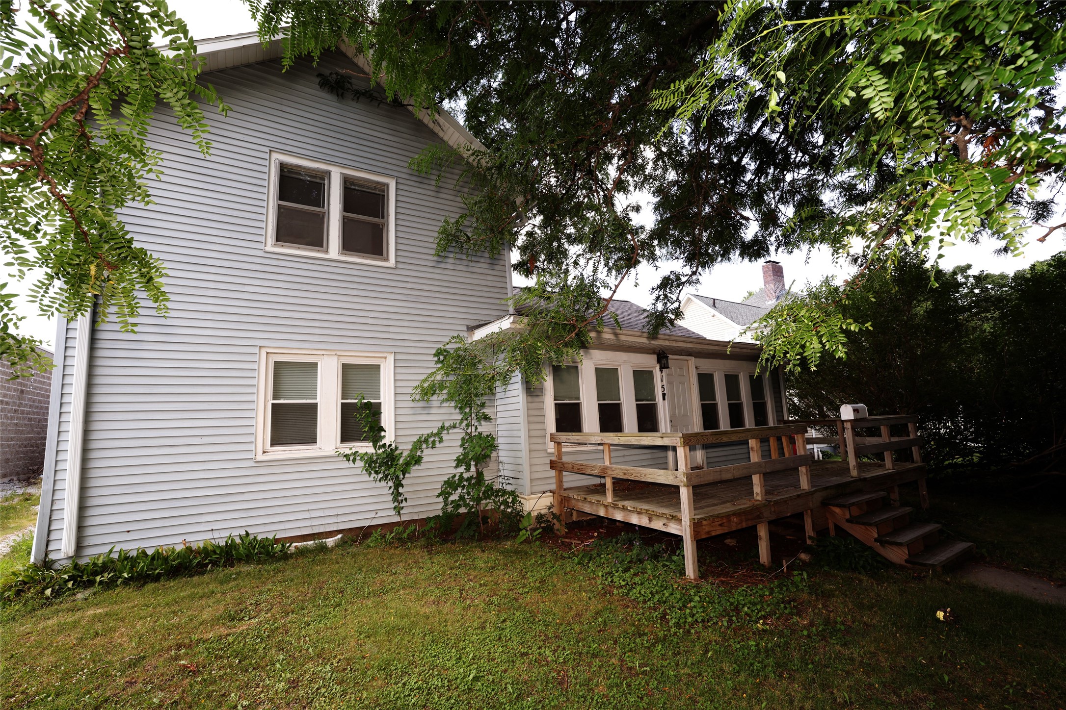 415 Marshall Street Property Photo 9