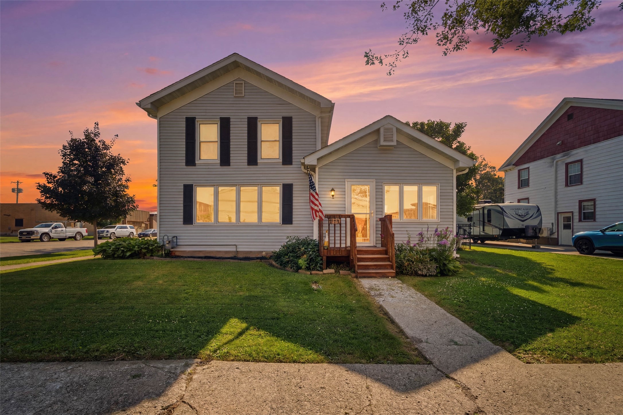 201 2nd Avenue Sw Property Photo 2