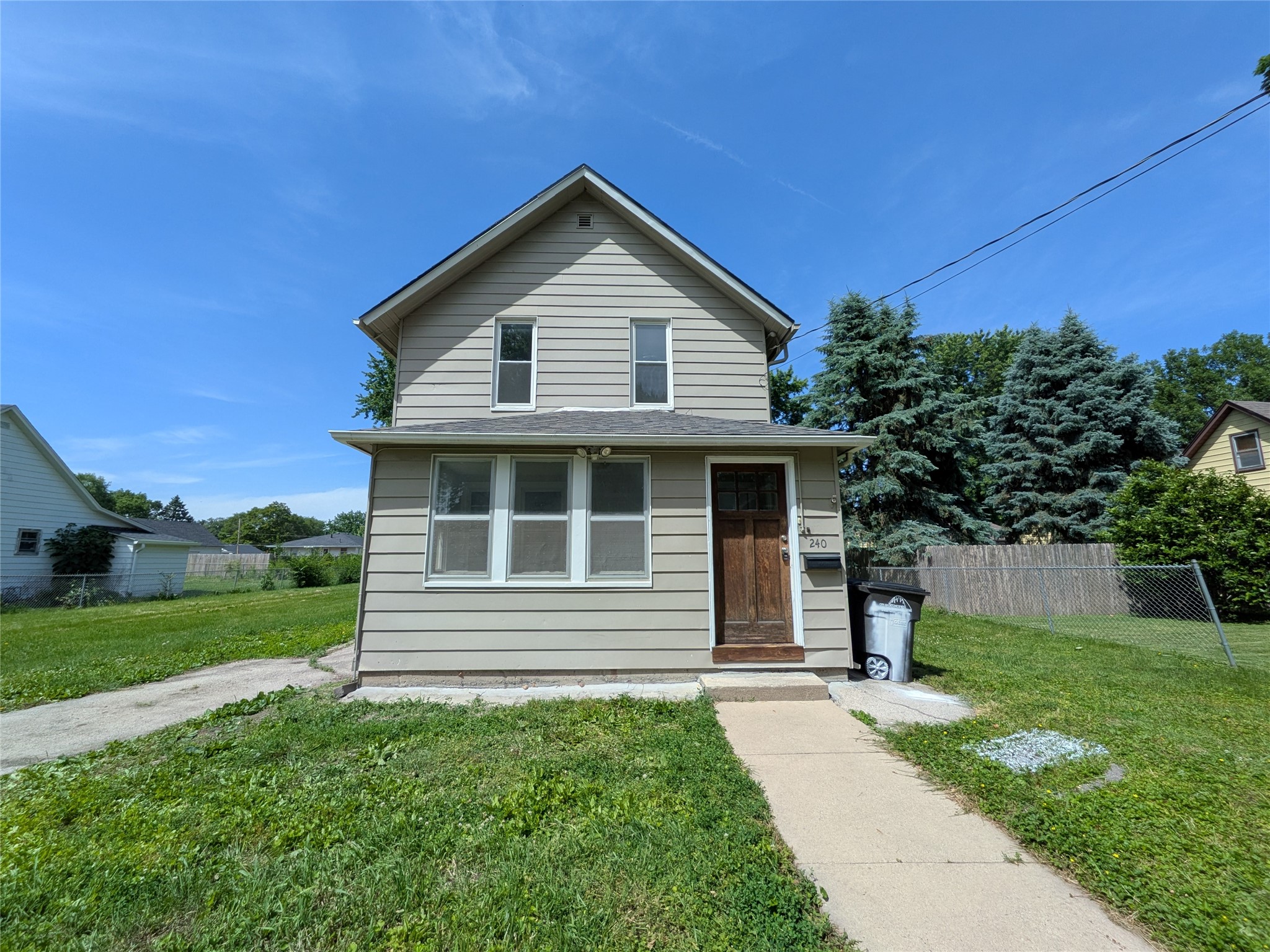 240 E Dunham Avenue Property Photo 1
