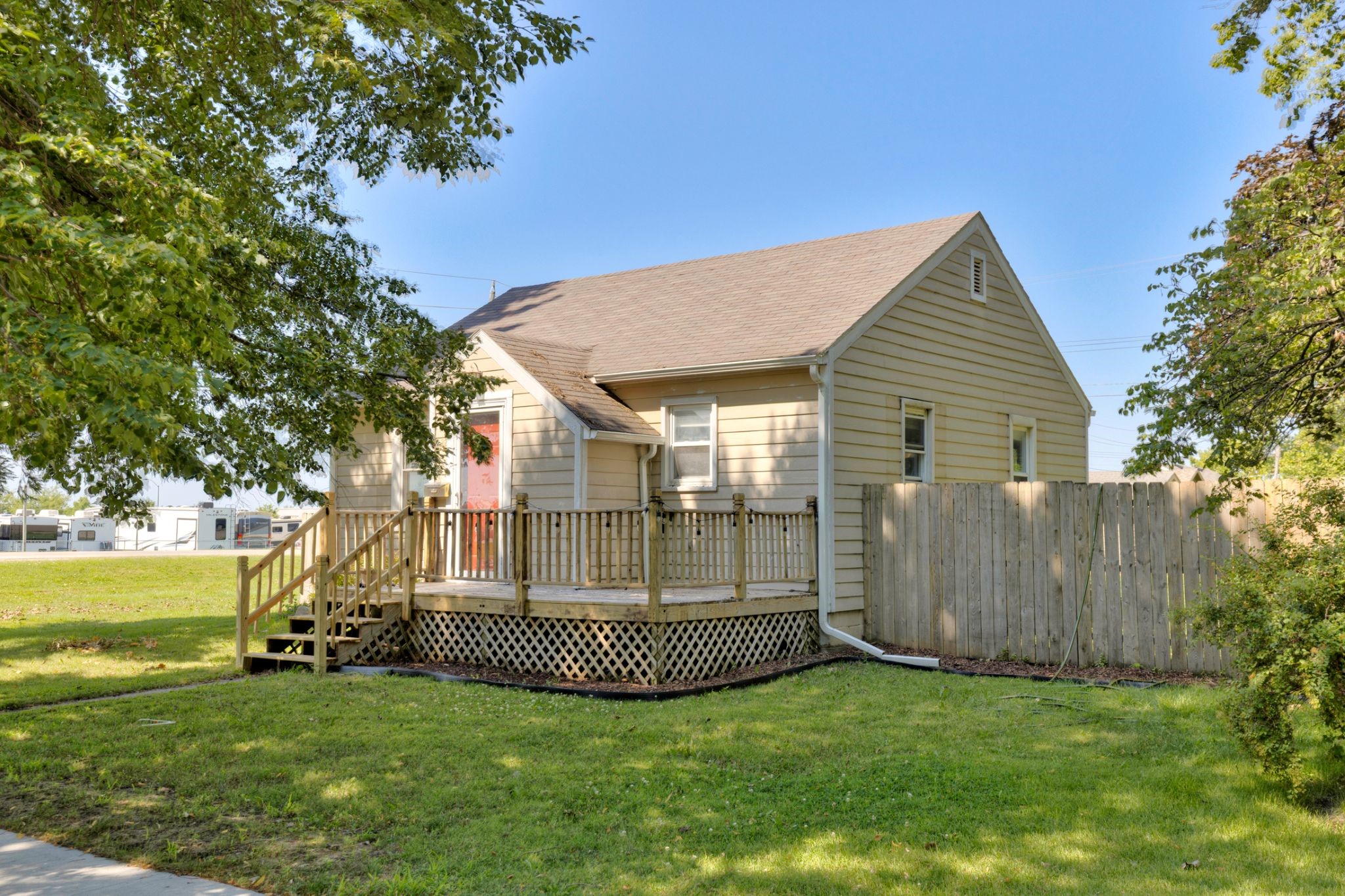 622 Sw Walnut Street Property Photo 1