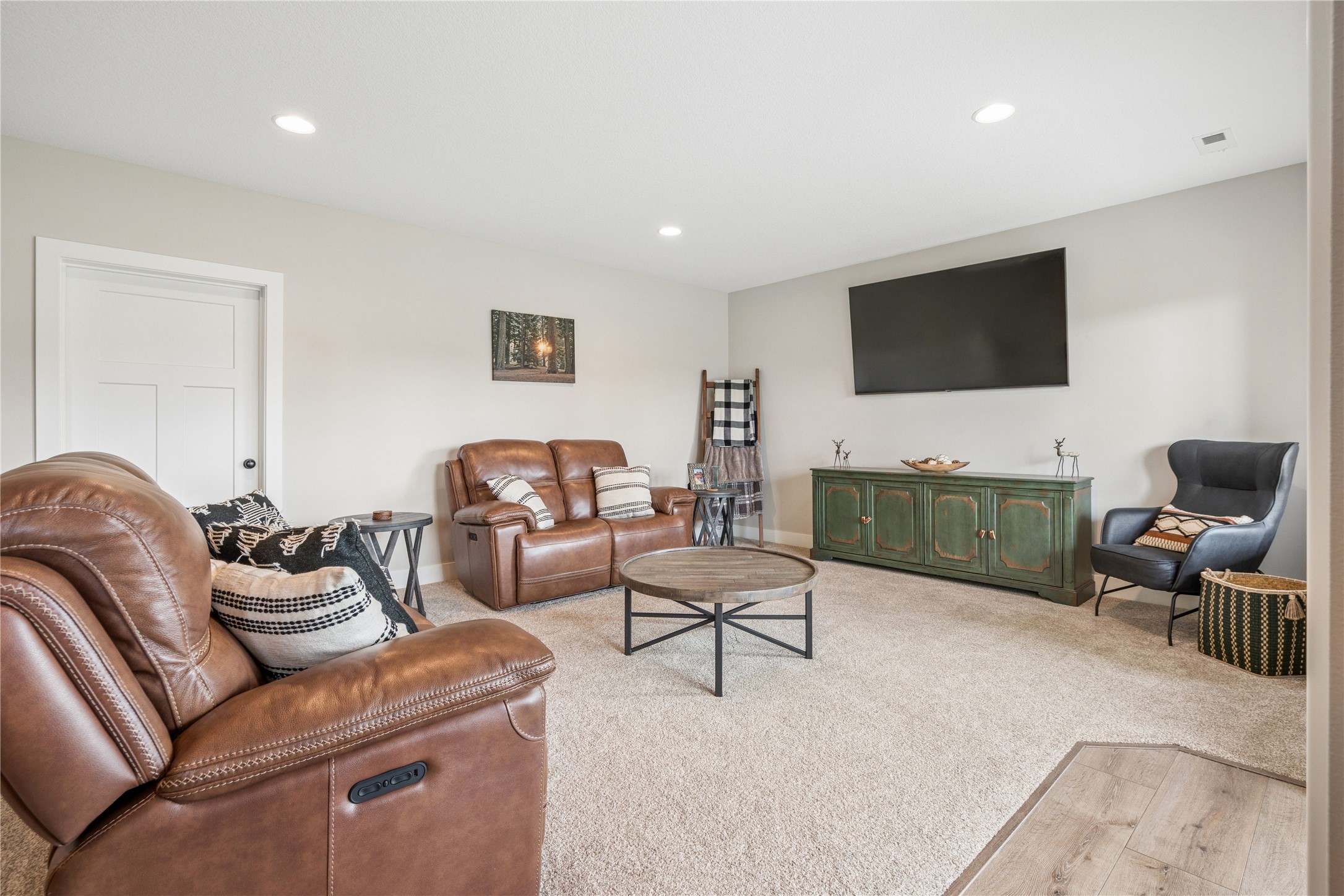 2105 Timberview Drive Property Photo 26