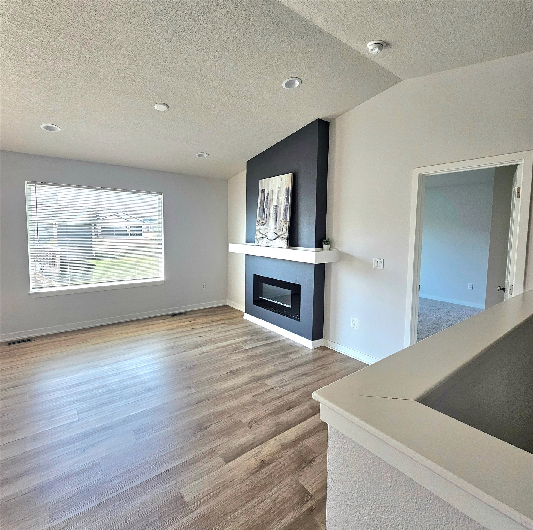 3040 Darling Road Property Photo 9