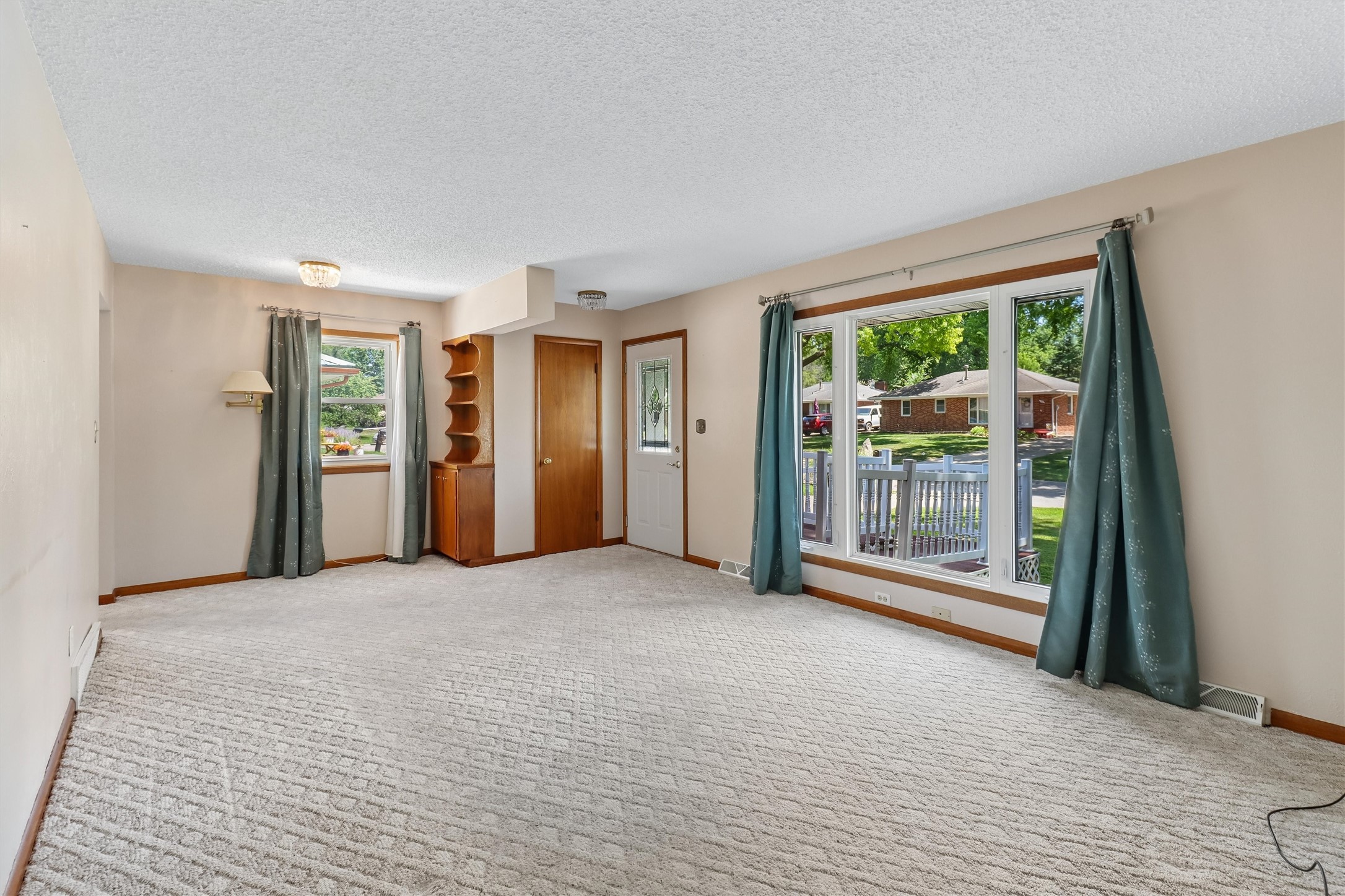 1111 N D Street Property Photo 4