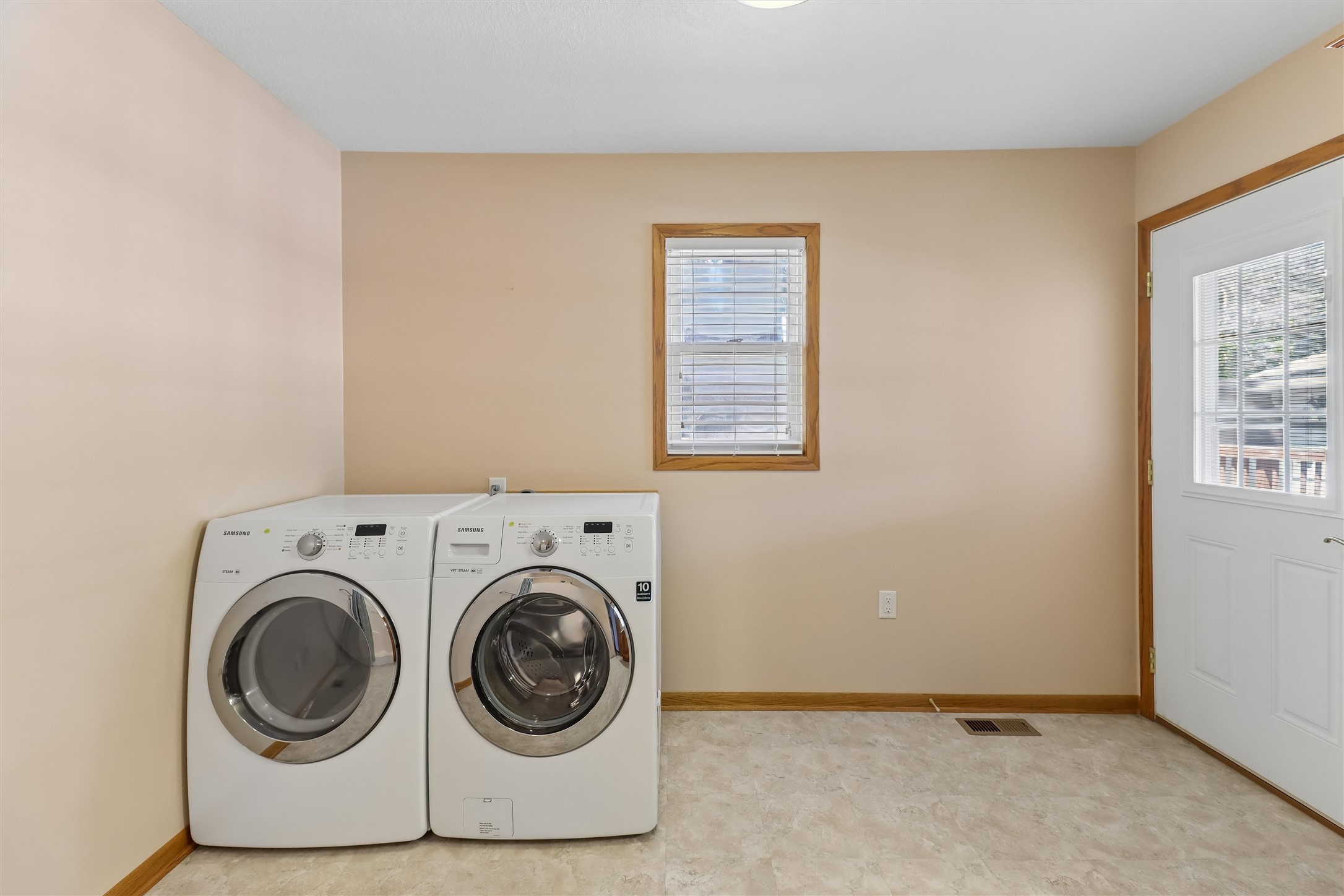 1111 N D Street Property Photo 16