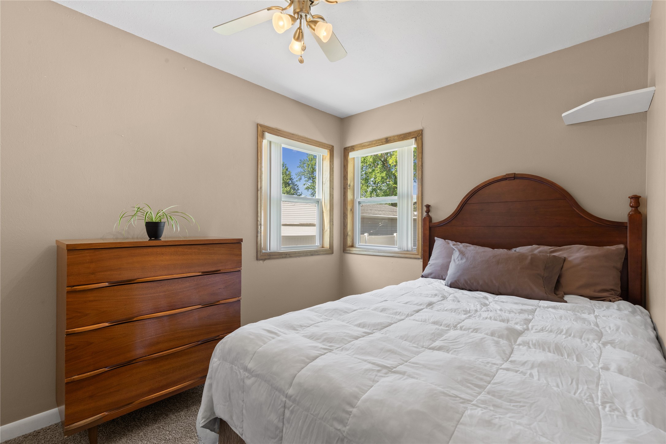 8022 Suncrest Drive Property Photo 19