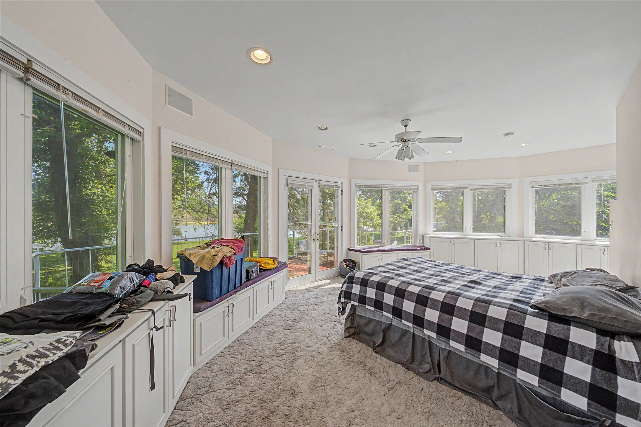 217 Franklin Avenue Property Photo 15