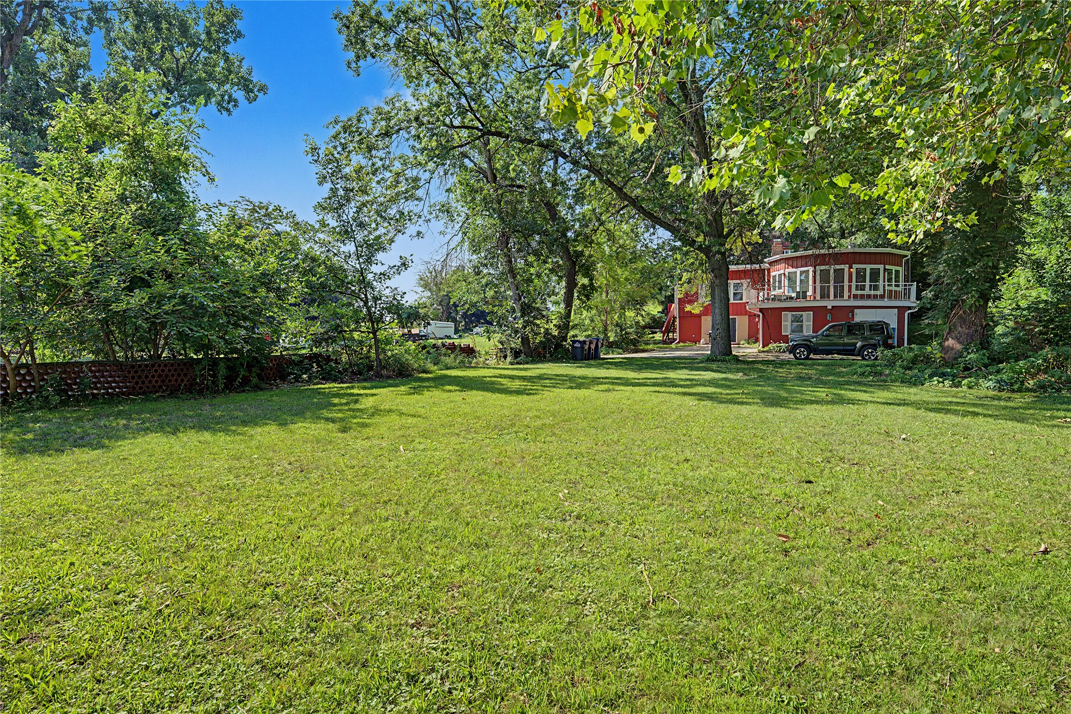 217 Franklin Avenue Property Photo 35