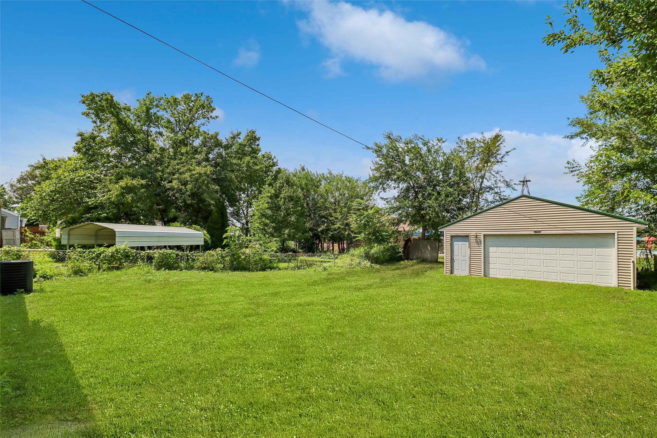 2012 E 27th Street Property Photo 16