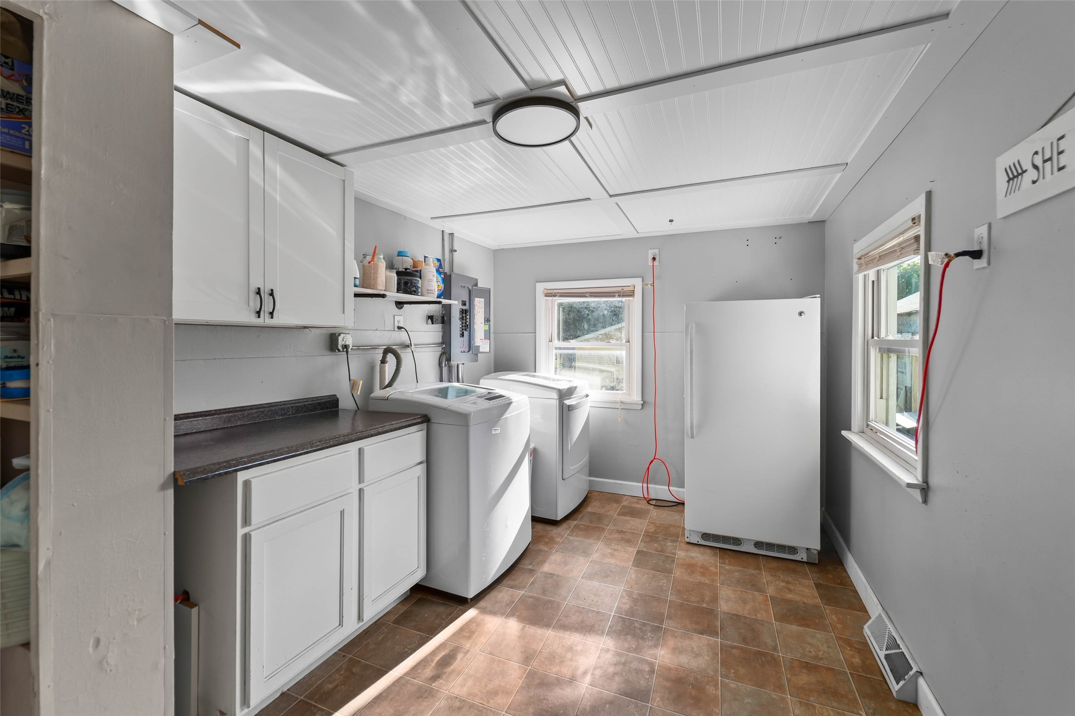 1221 Carroll Street Property Photo 13