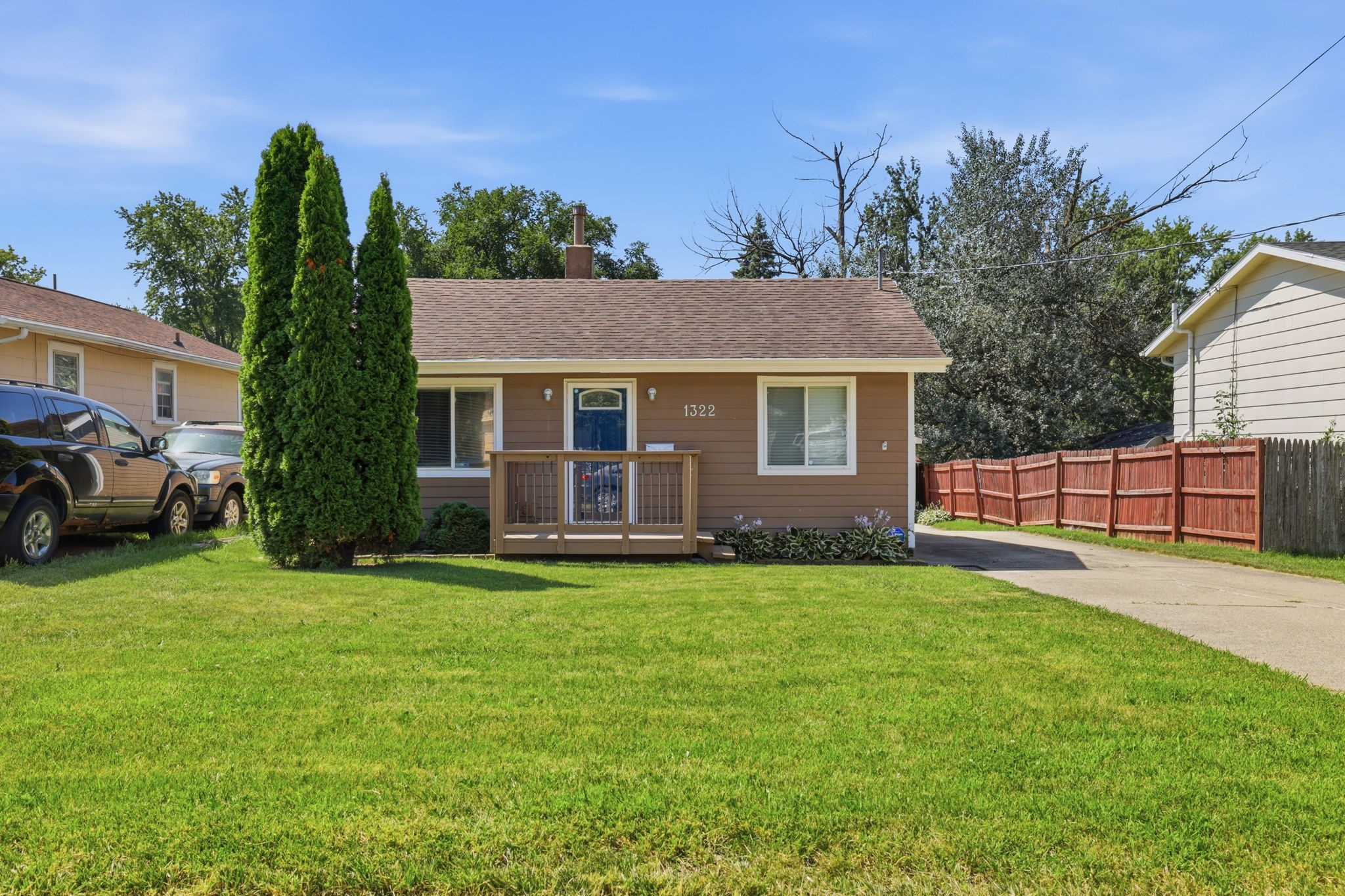 1322 Bundy Street Property Photo 2