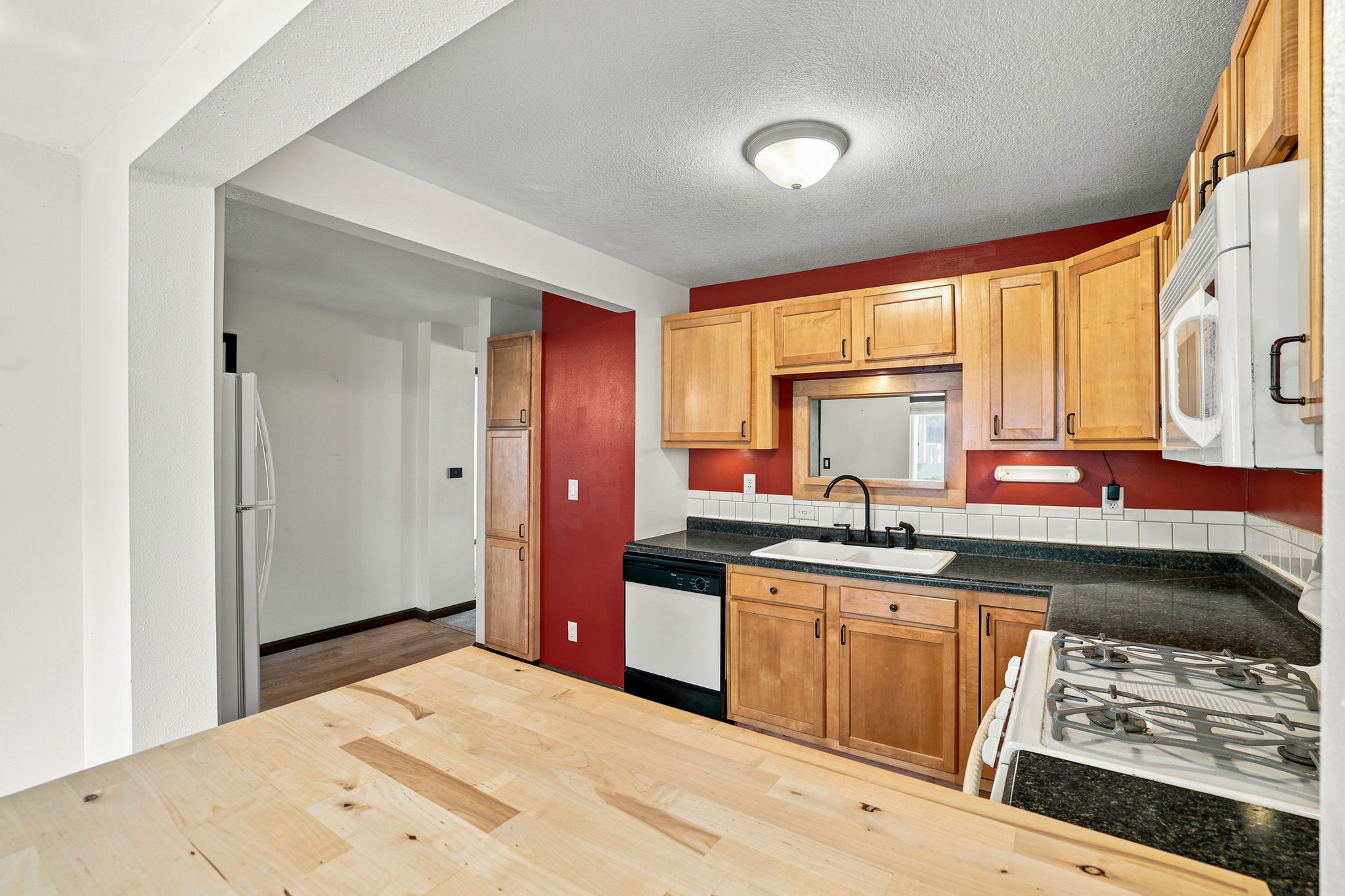 1322 Bundy Street Property Photo 10