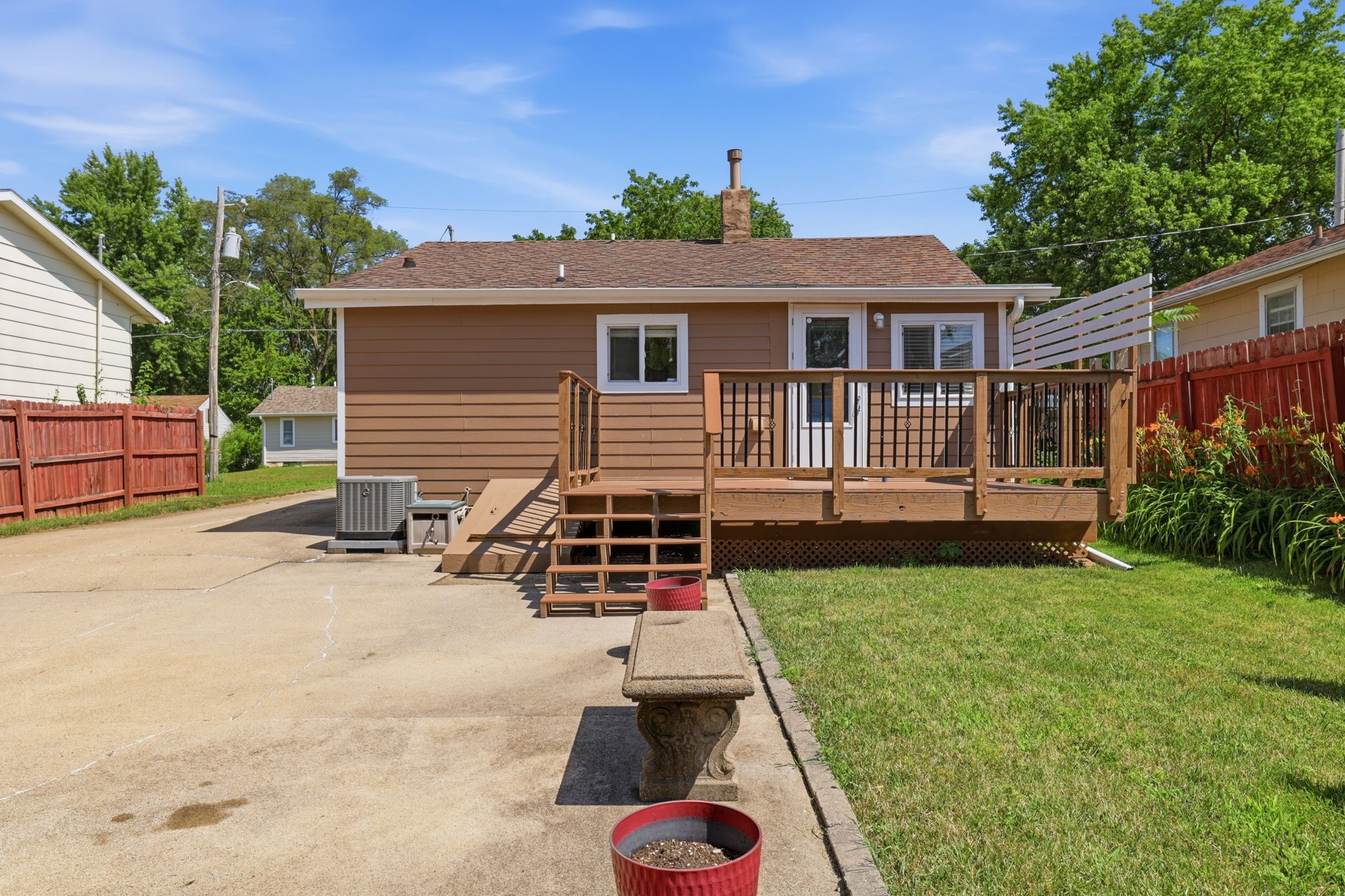 1322 Bundy Street Property Photo 16